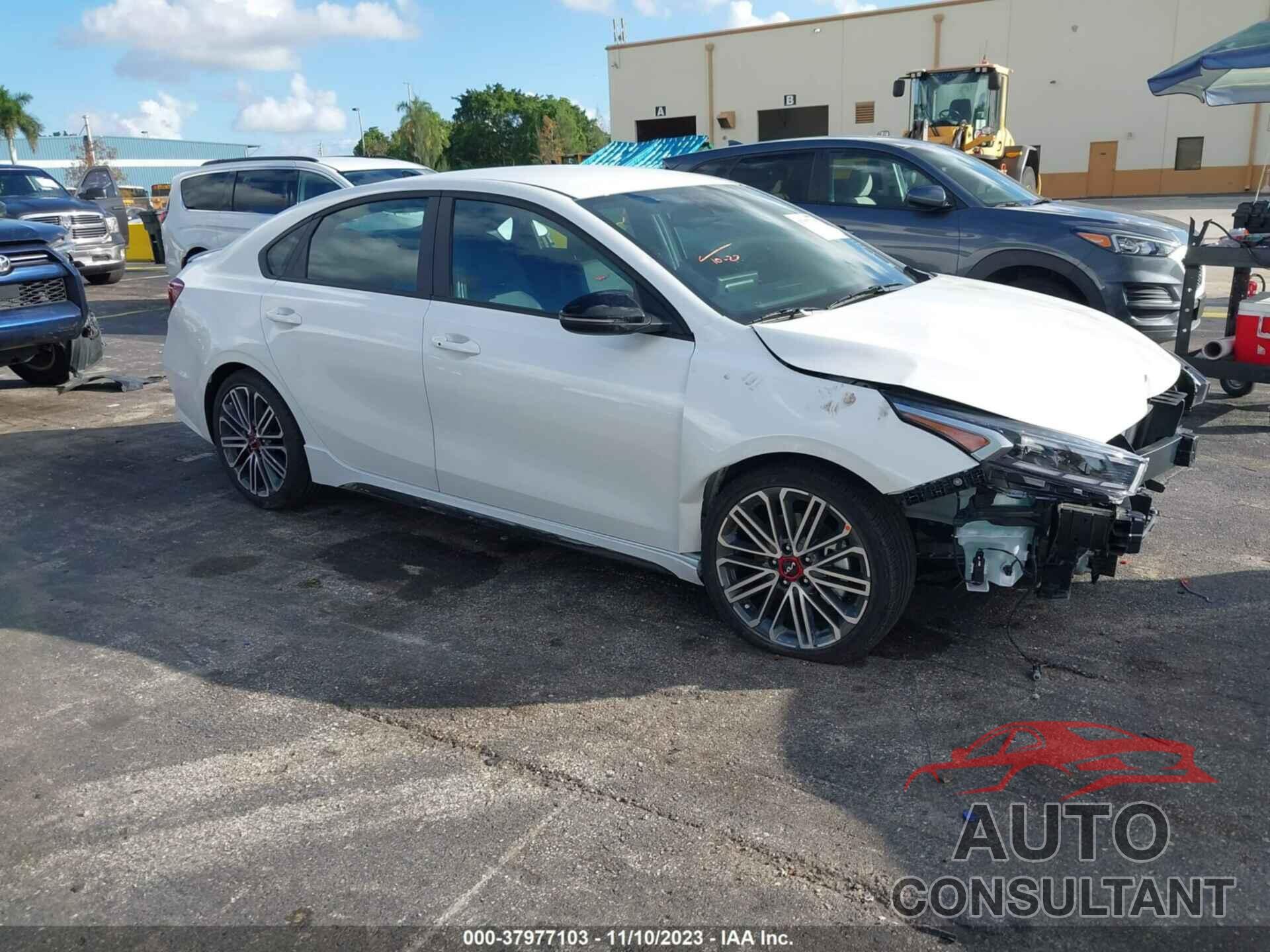 KIA FORTE 2023 - 3KPF44AC4PE681456