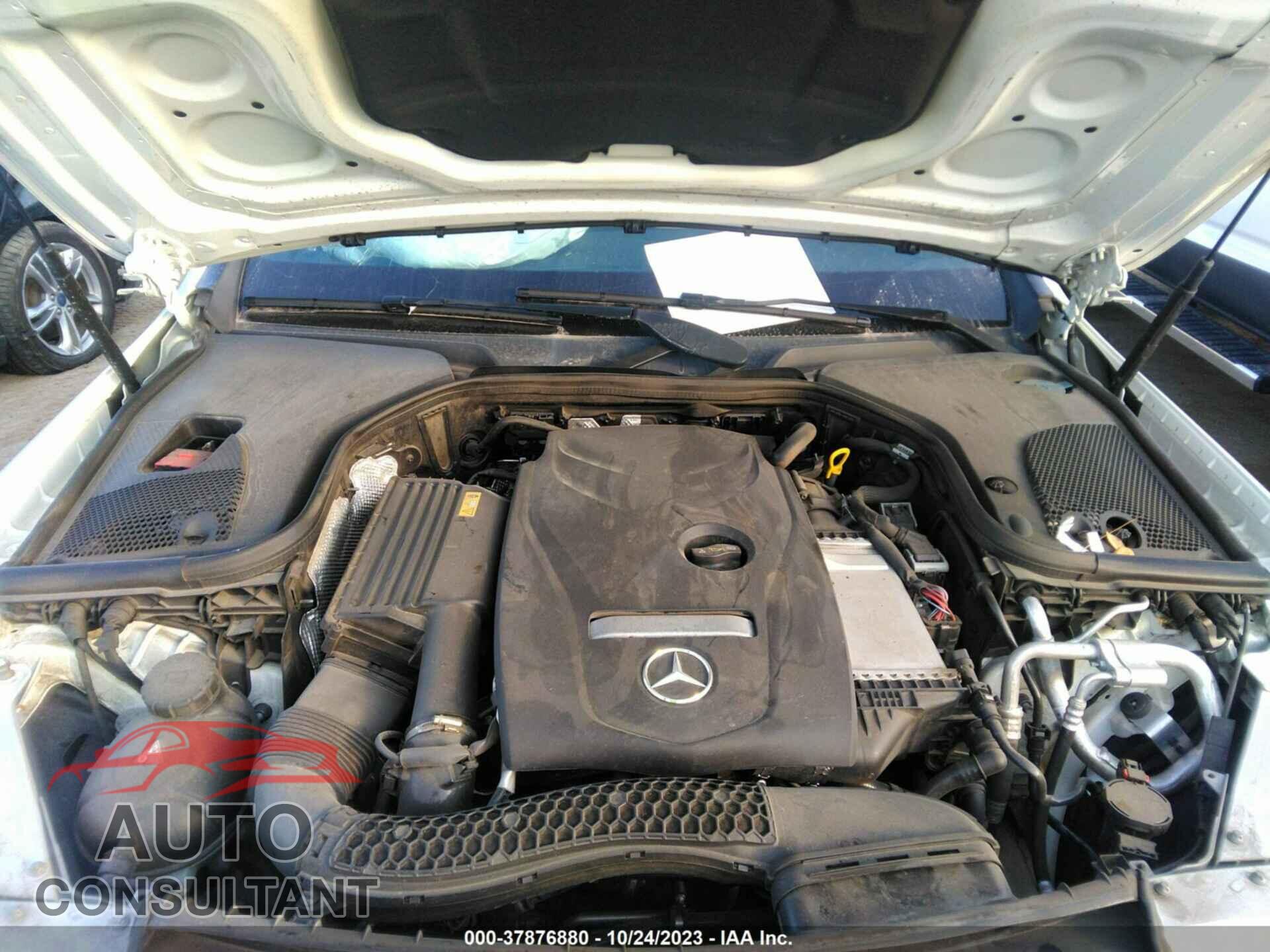 MERCEDES-BENZ E 300 2017 - WDDZF4JB3HA075431