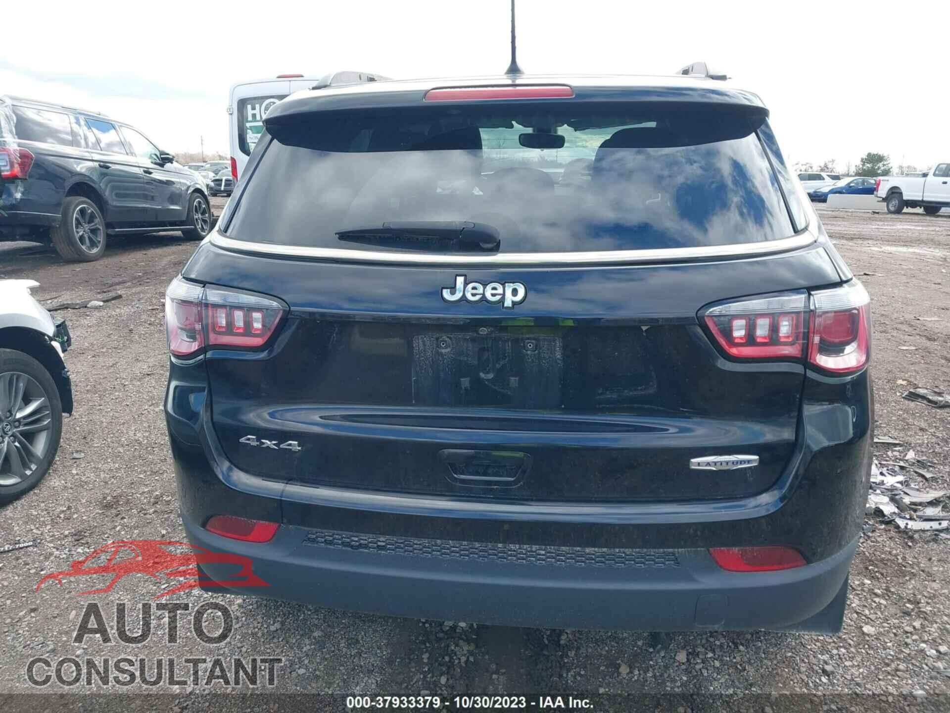 JEEP COMPASS 2018 - 3C4NJDBB9JT201991