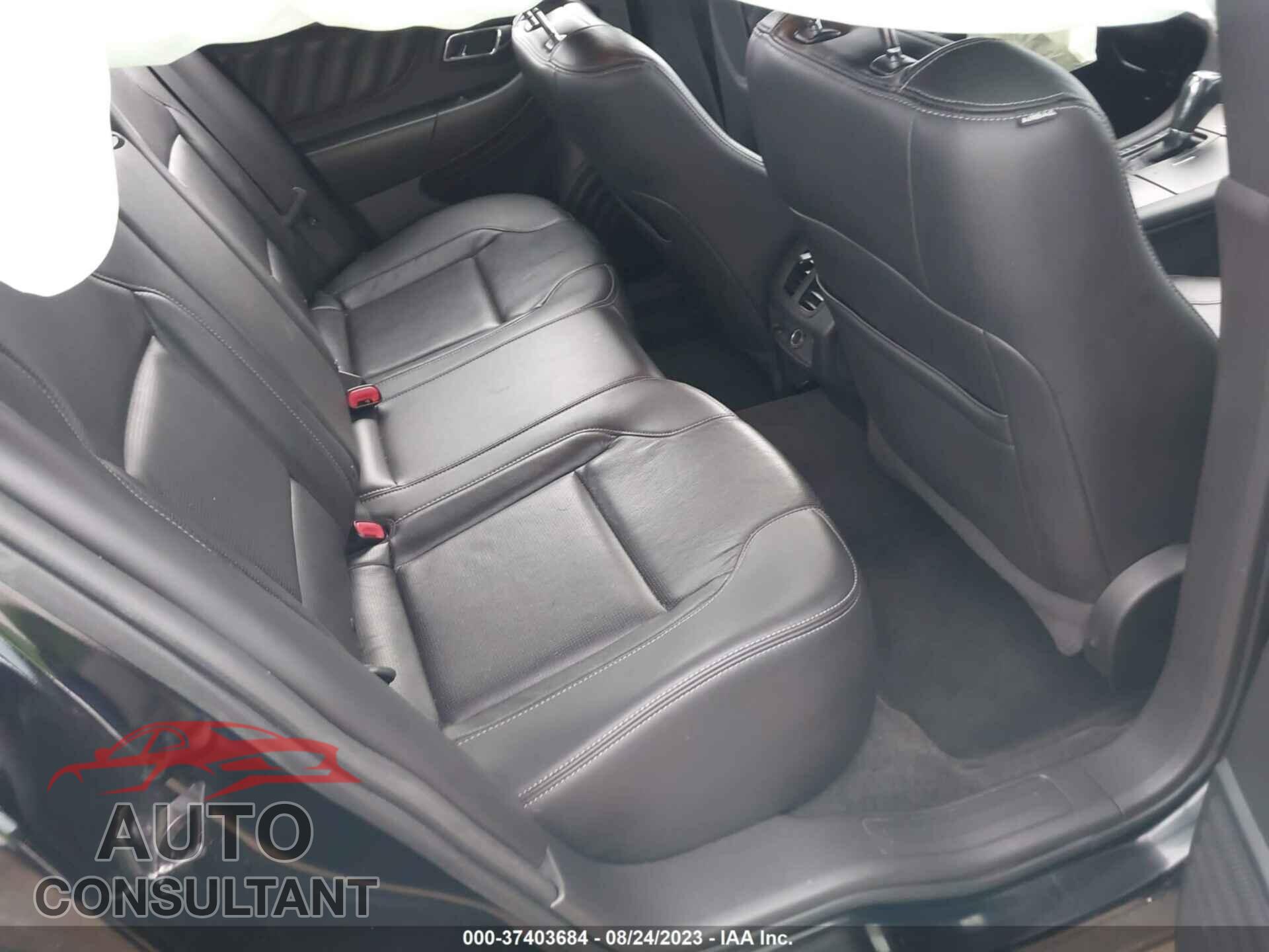 FORD TAURUS 2016 - 1FAHP2F80GG106432