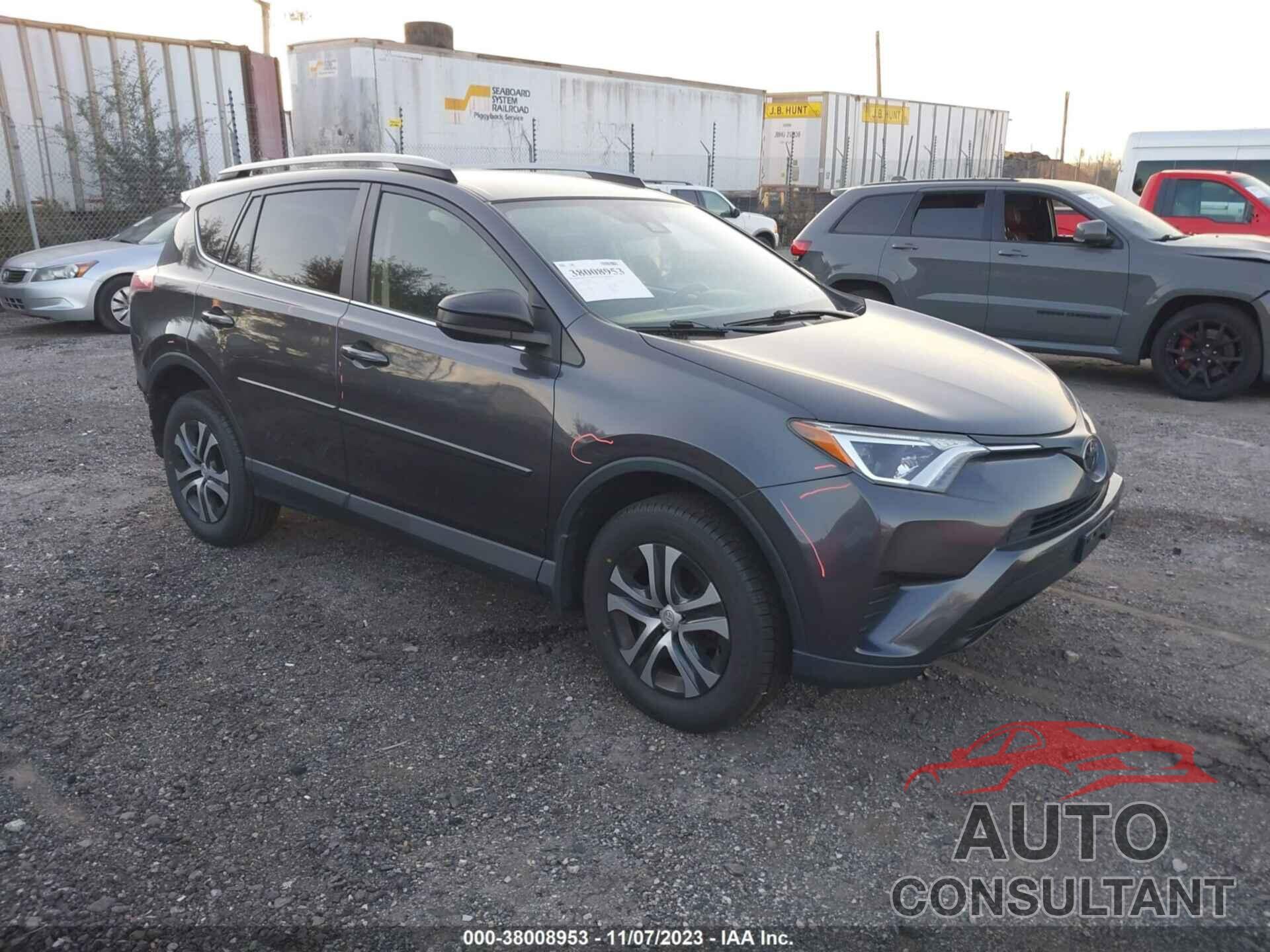 TOYOTA RAV4 2017 - JTMBFREV8HJ153327