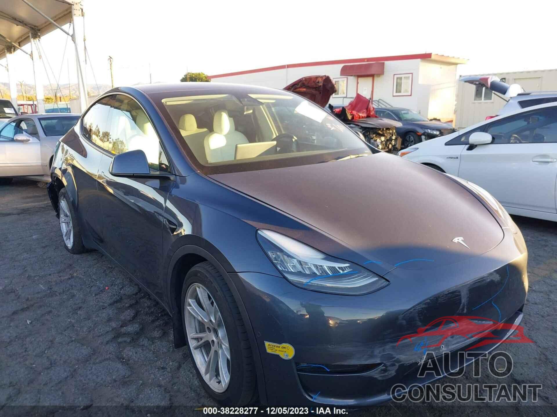 TESLA MODEL Y 2022 - 7SAYGDEE1NF324435