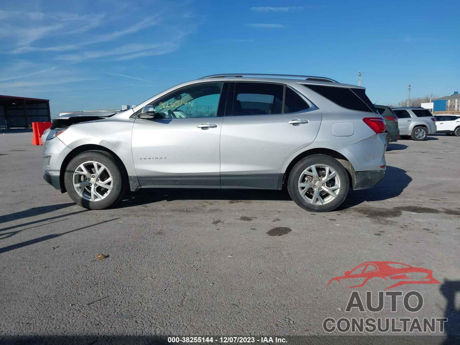 CHEVROLET EQUINOX 2018 - 2GNAXVEV5J6279303