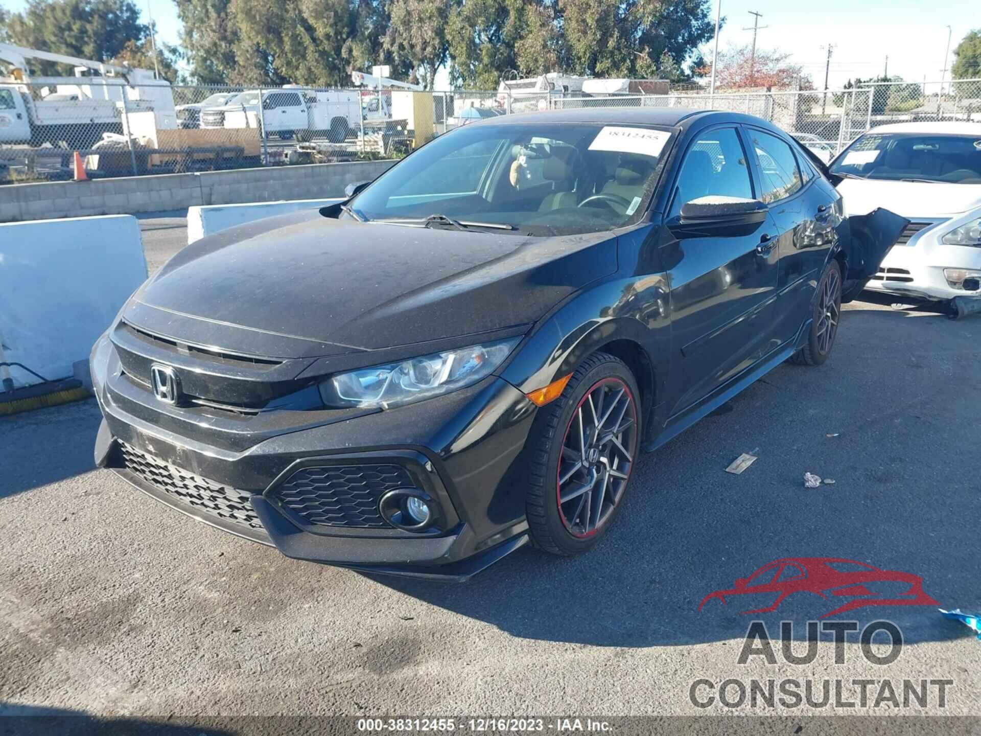 HONDA CIVIC 2018 - SHHFK7G43JU223334