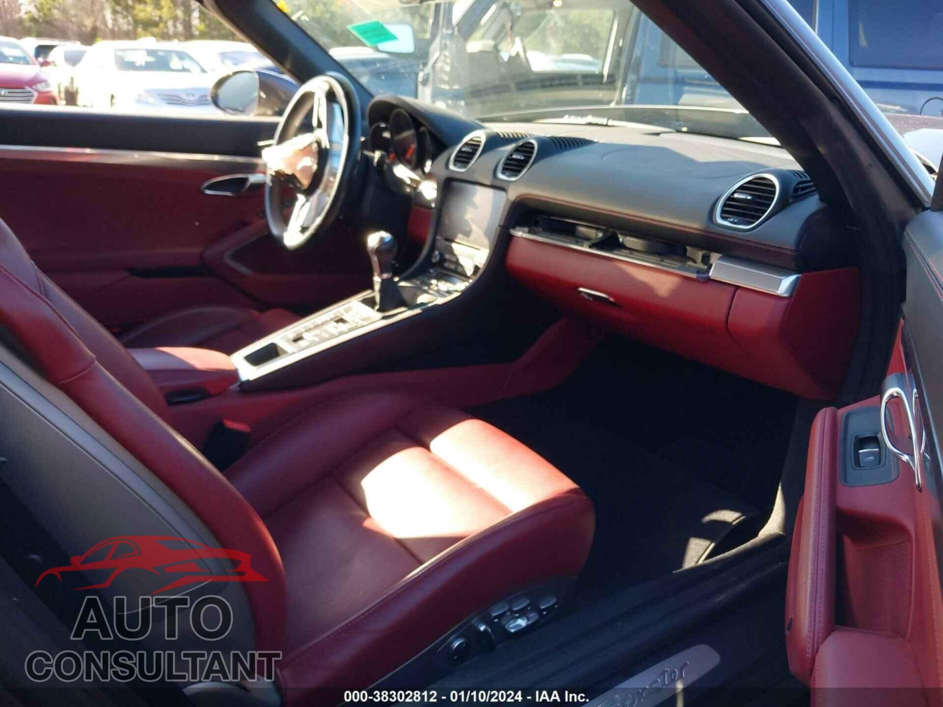 PORSCHE BOXSTER 2017 - WP0CA2A82HS220704