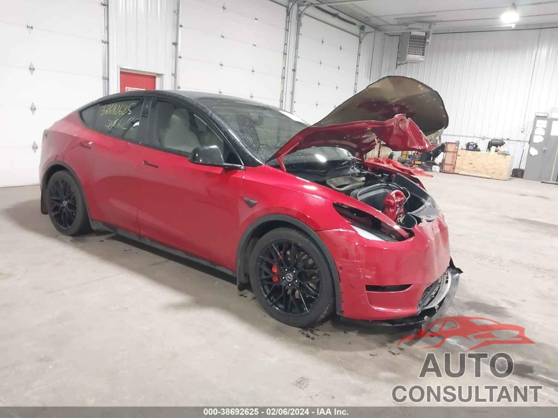 TESLA MODEL Y 2021 - 5YJYGDEF2MF079150