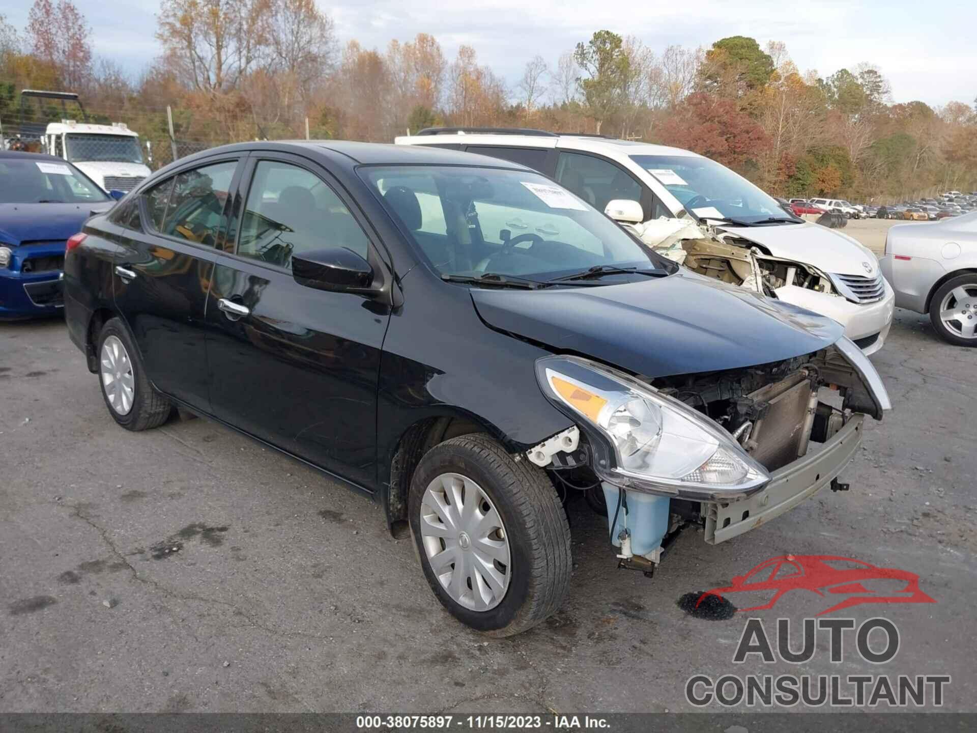 NISSAN VERSA 2019 - 3N1CN7AP6KL818750