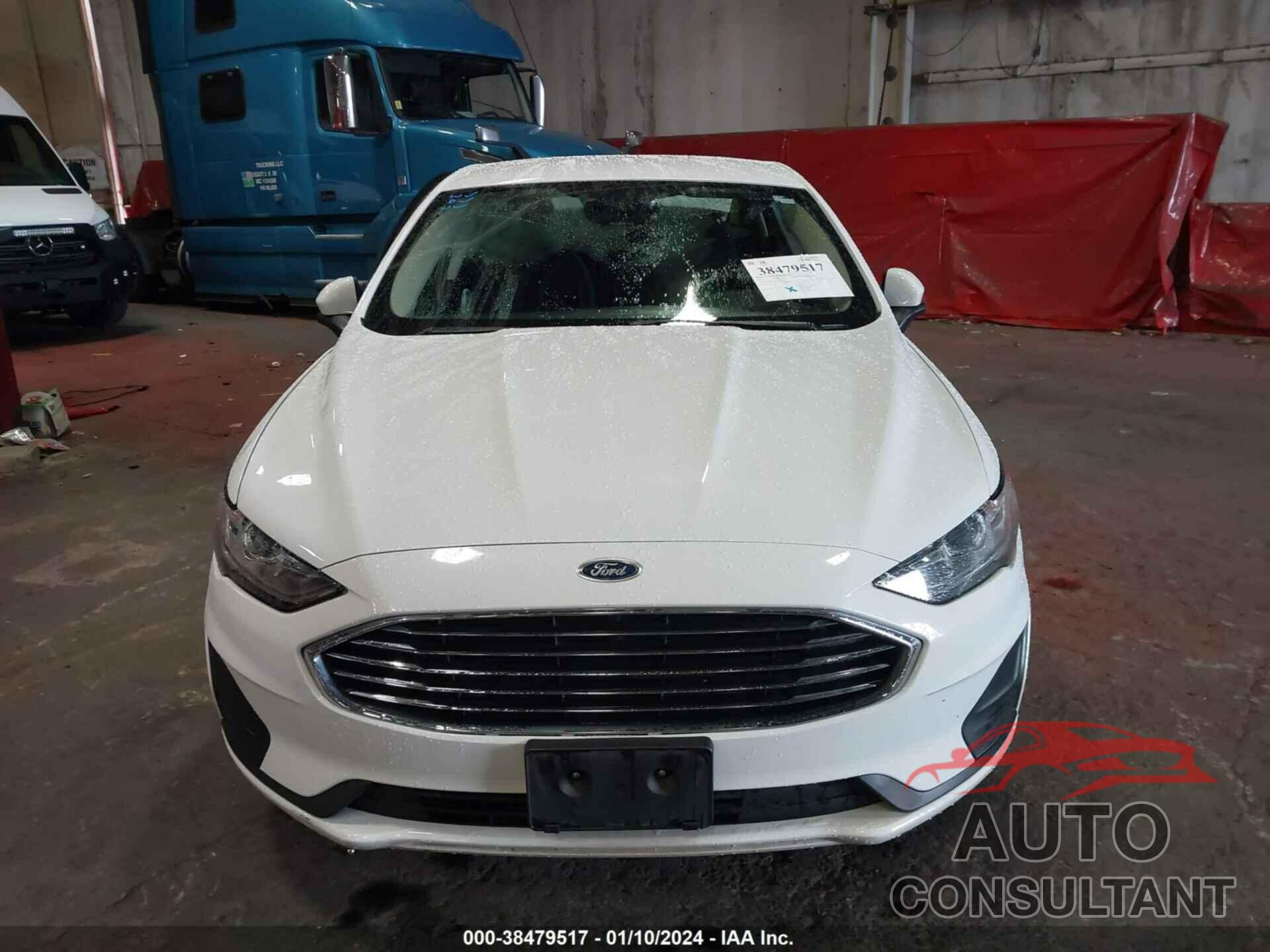 FORD FUSION HYBRID 2019 - 3FA6P0LU9KR181967