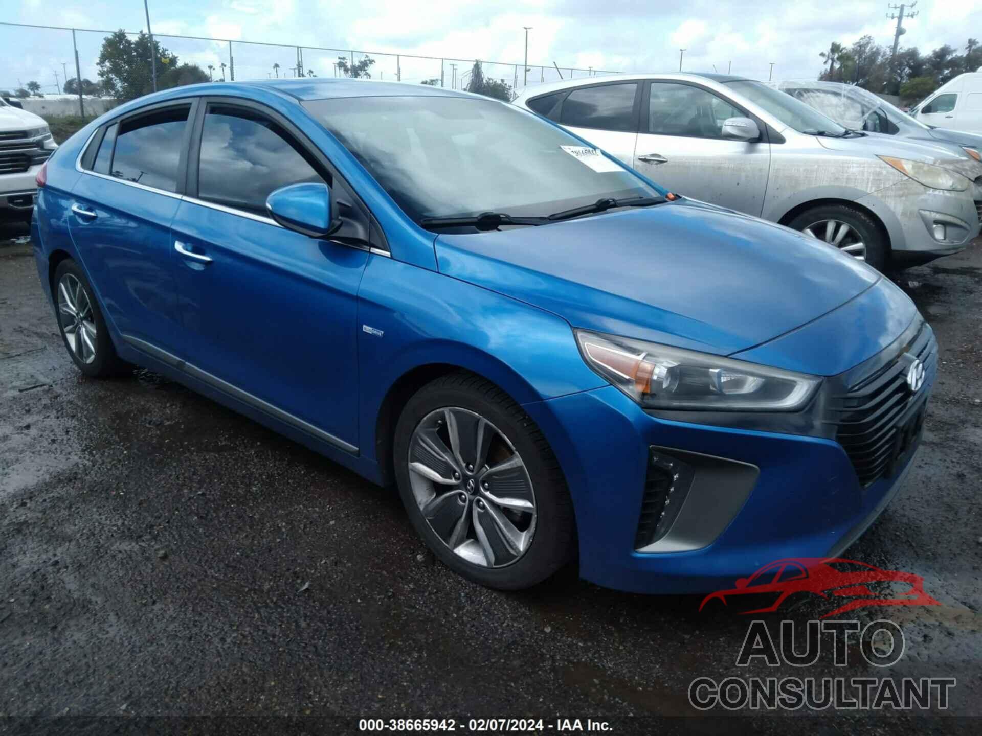 HYUNDAI IONIQ 2017 - KMHC85LC0HU049787