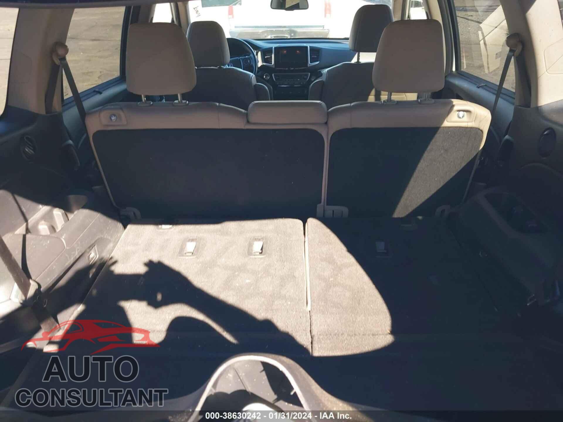 HONDA PILOT 2016 - 5FNYF5H96GB008570