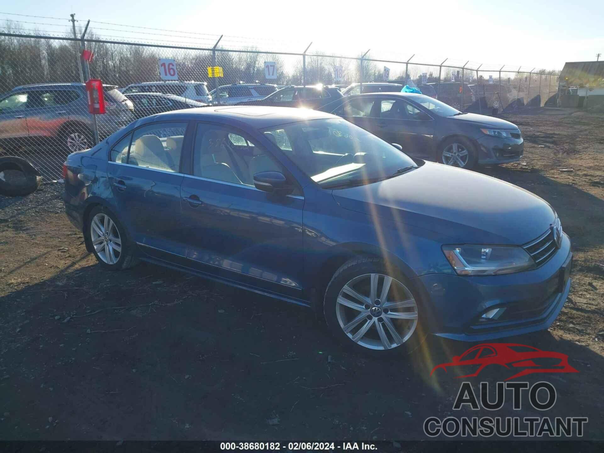 VOLKSWAGEN JETTA 2017 - 3VWL17AJ7HM363959