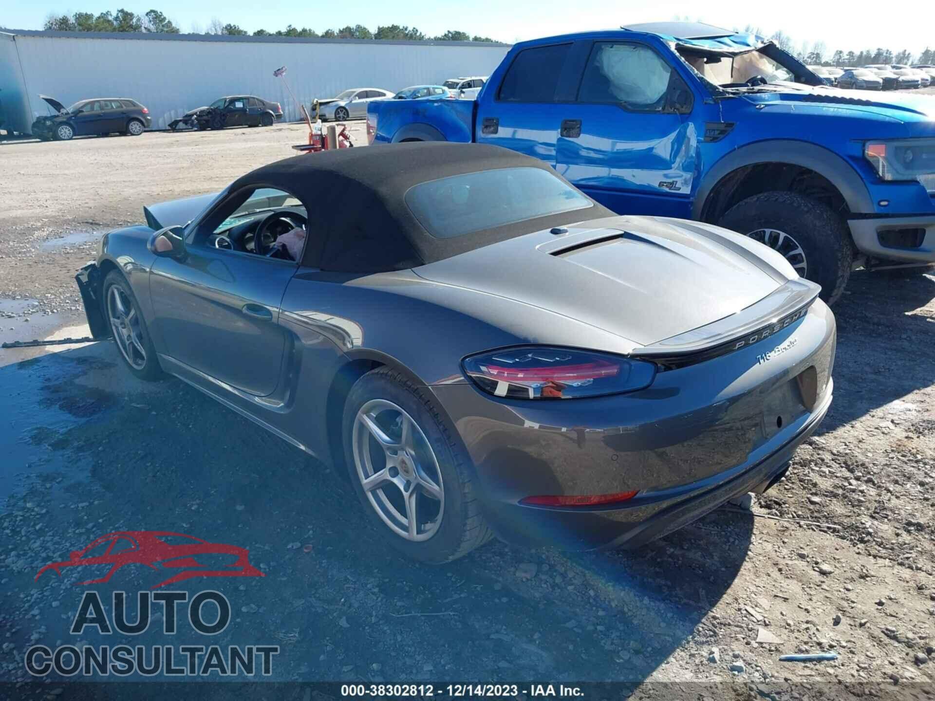 PORSCHE BOXSTER 2017 - WP0CA2A82HS220704