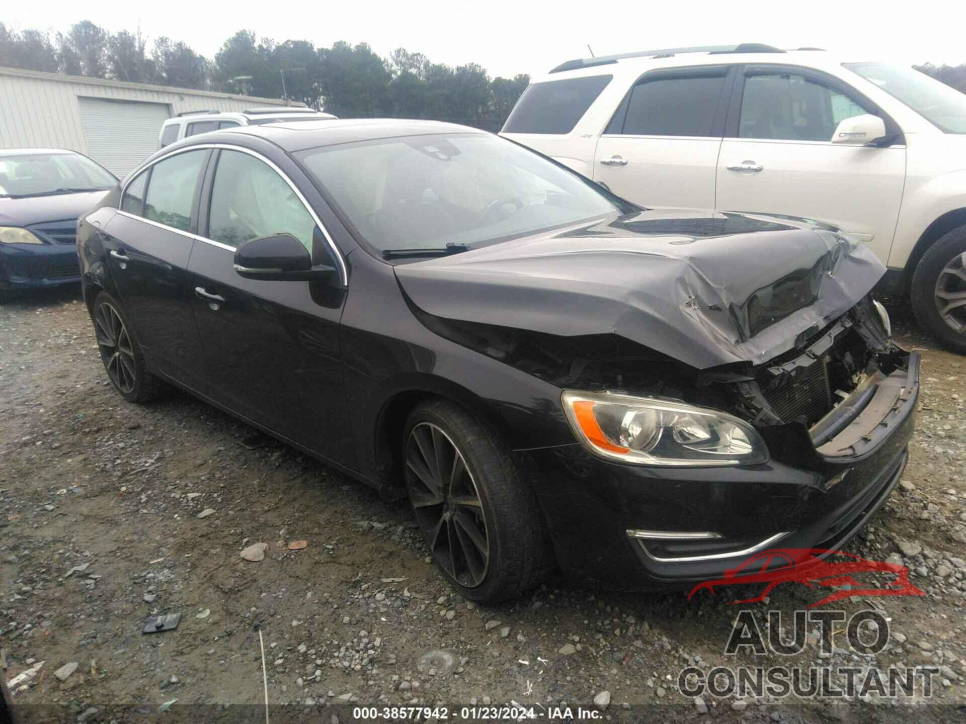 VOLVO S60 2016 - YV149MFK9G2396428