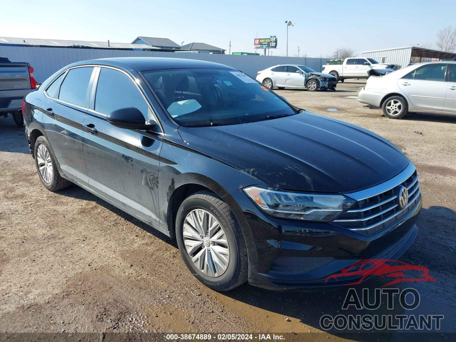 VOLKSWAGEN JETTA 2019 - 3VWC57BU4KM142226