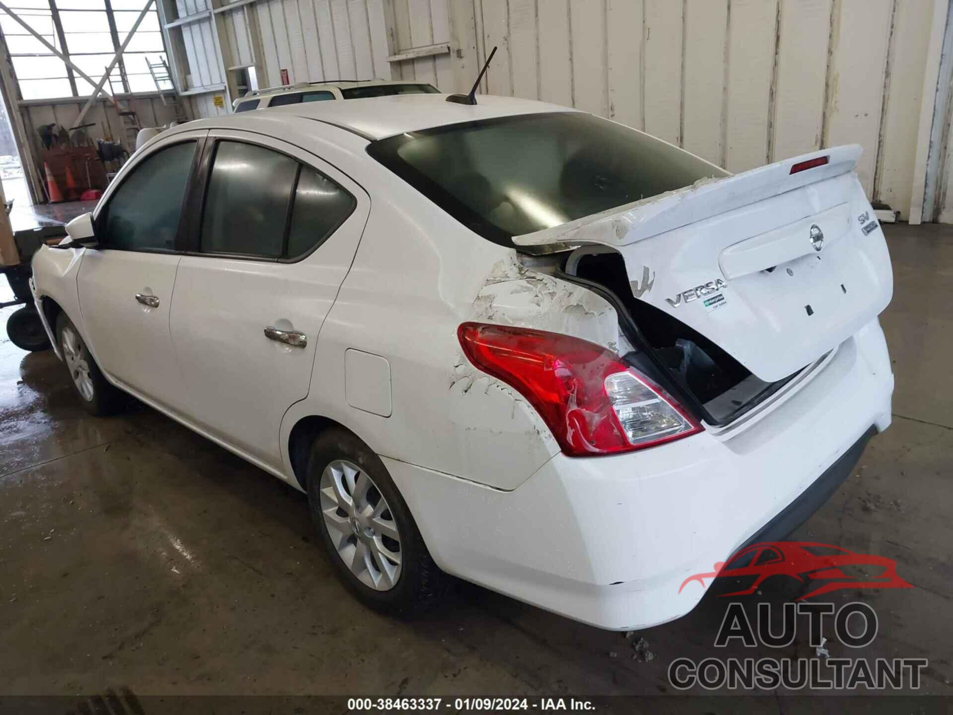 NISSAN VERSA 2018 - 3N1CN7AP1JL866588