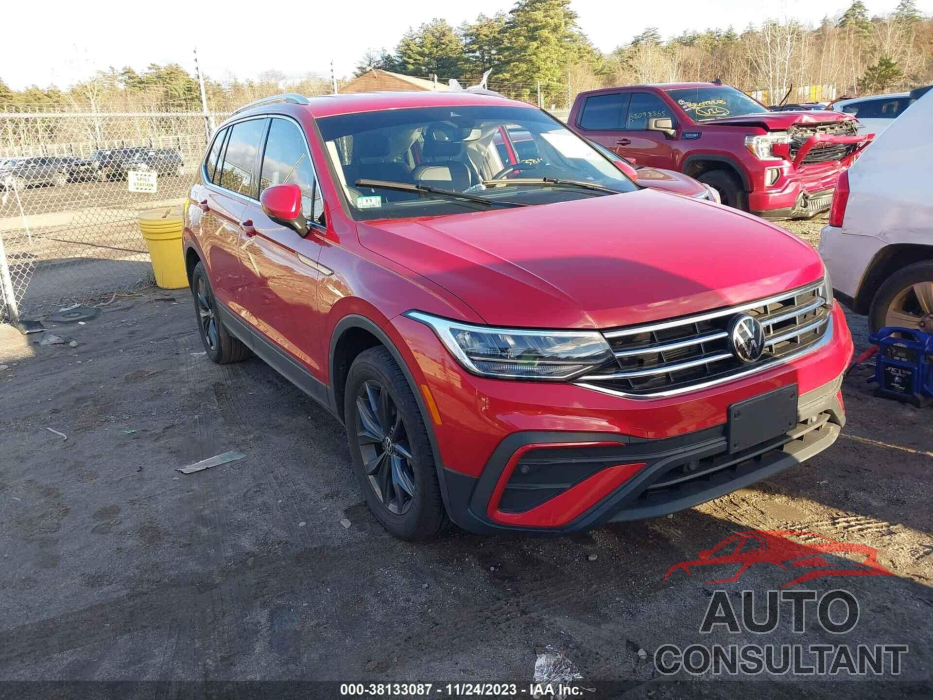 VOLKSWAGEN TIGUAN 2022 - 3VV2B7AX0NM168623