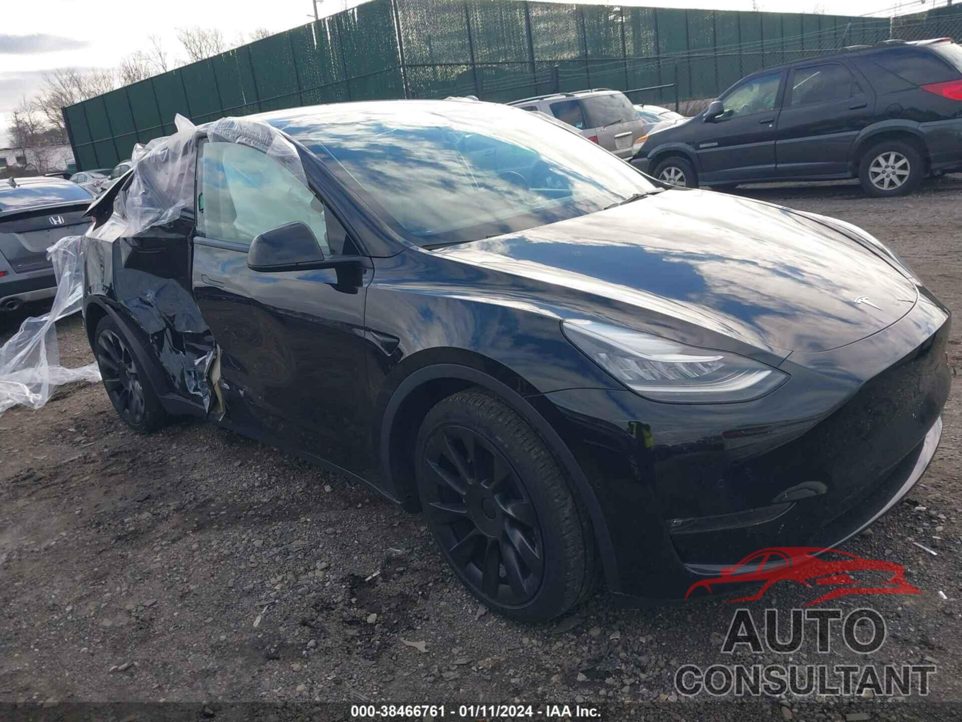 TESLA MODEL Y 2021 - 5YJYGDEE4MF258605