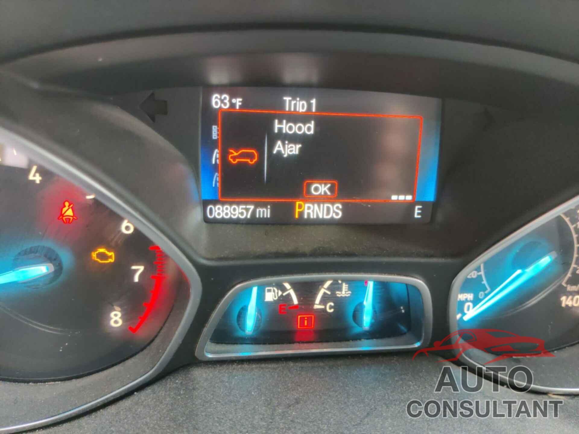 FORD ESCAPE 2018 - 1FMCU0GD5JUC13350