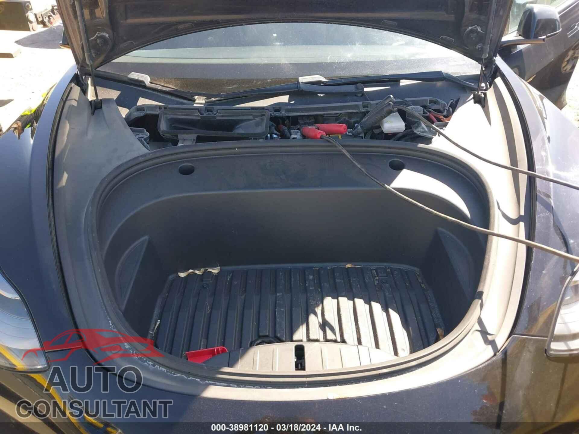 TESLA MODEL 3 2021 - 5YJ3E1EA8MF878076
