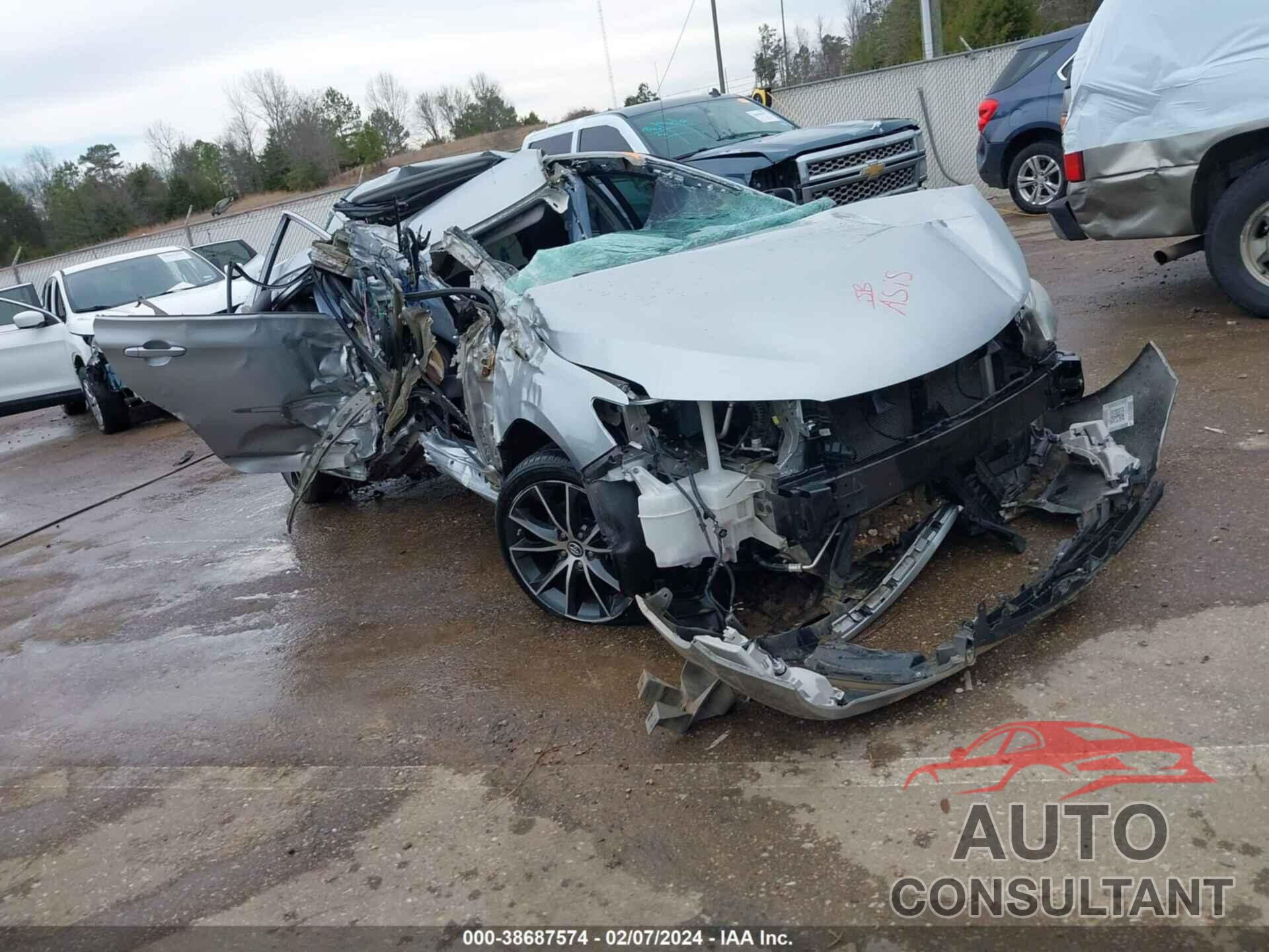 TOYOTA CAMRY 2016 - 4T1BF1FK3GU206997
