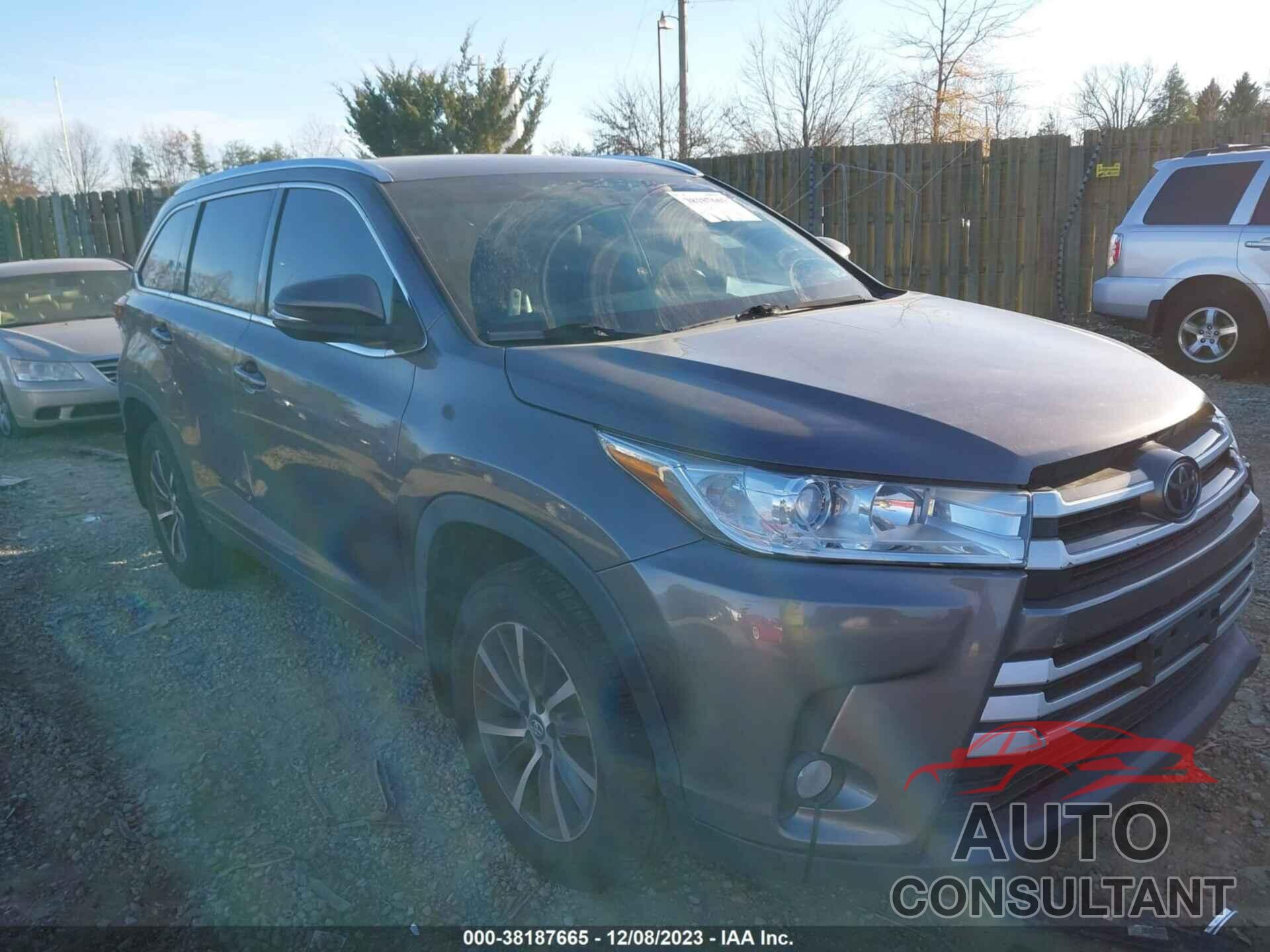 TOYOTA HIGHLANDER 2017 - 5TDJZRFH4HS363602