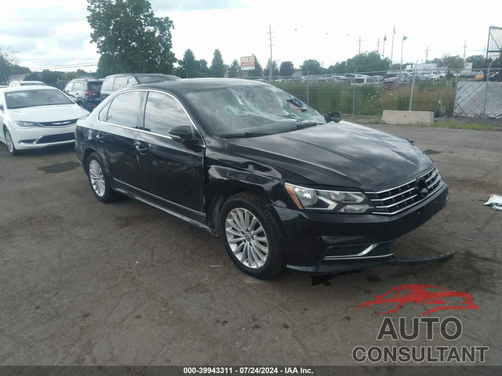 VOLKSWAGEN PASSAT 2017 - 1VWBT7A31HC024901