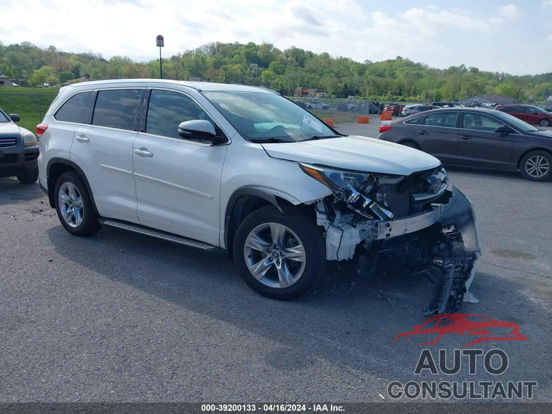 TOYOTA HIGHLANDER 2018 - 5TDDZRFH8JS836632