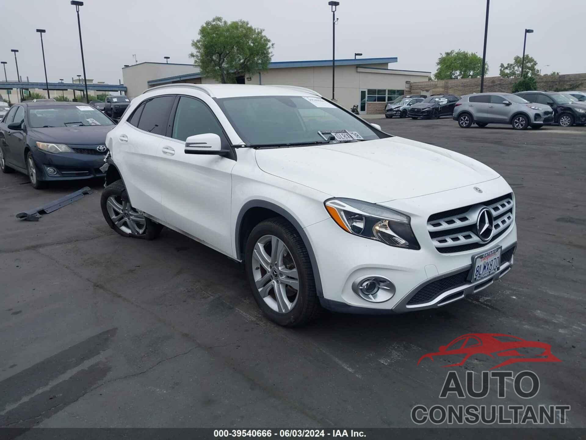 MERCEDES-BENZ GLA 250 2019 - WDCTG4EB0KU015887