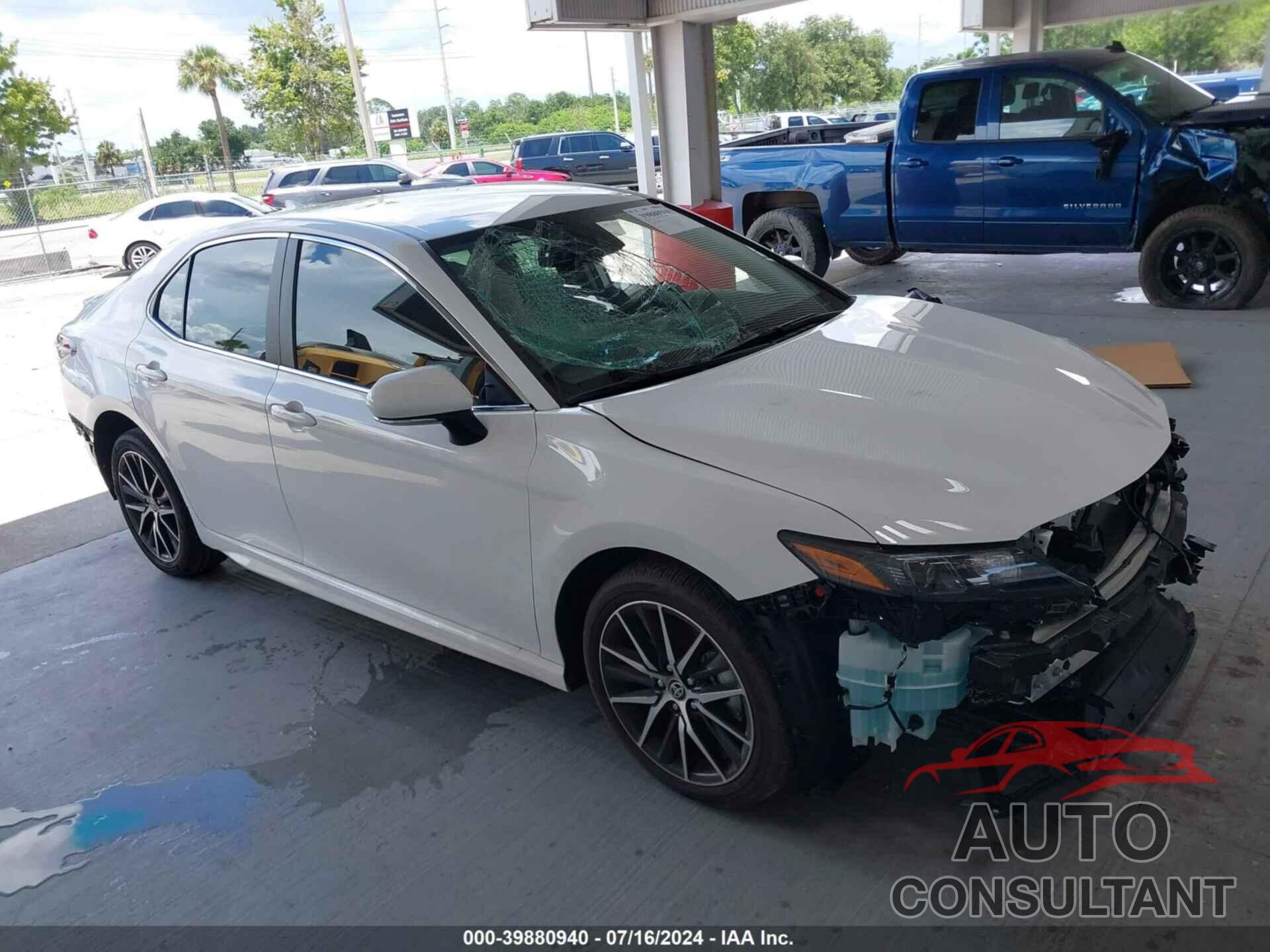 TOYOTA CAMRY 2023 - 4T1T11AKXPU828524