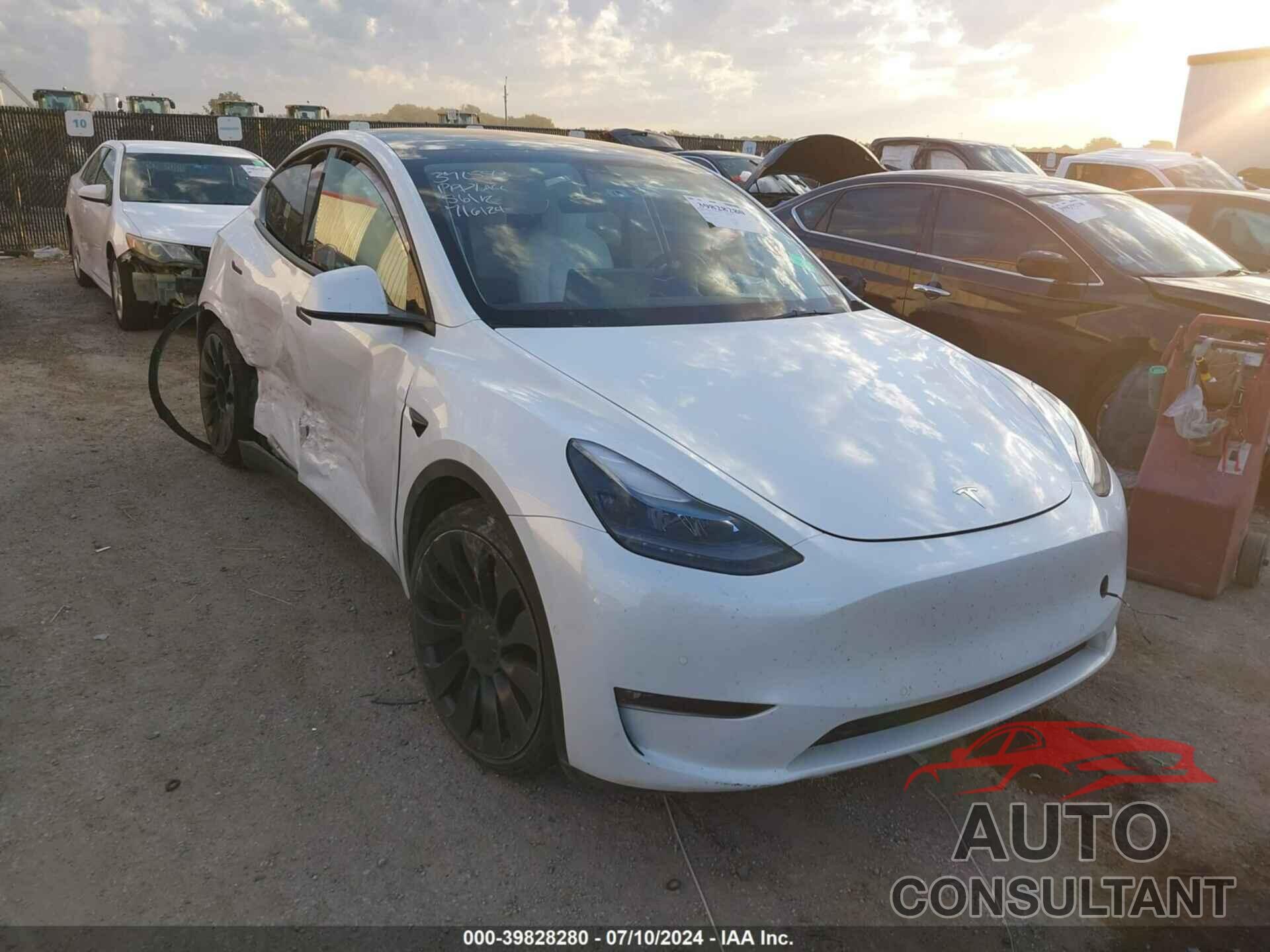 TESLA MODEL Y 2022 - 7SAYGDEFXNF453119