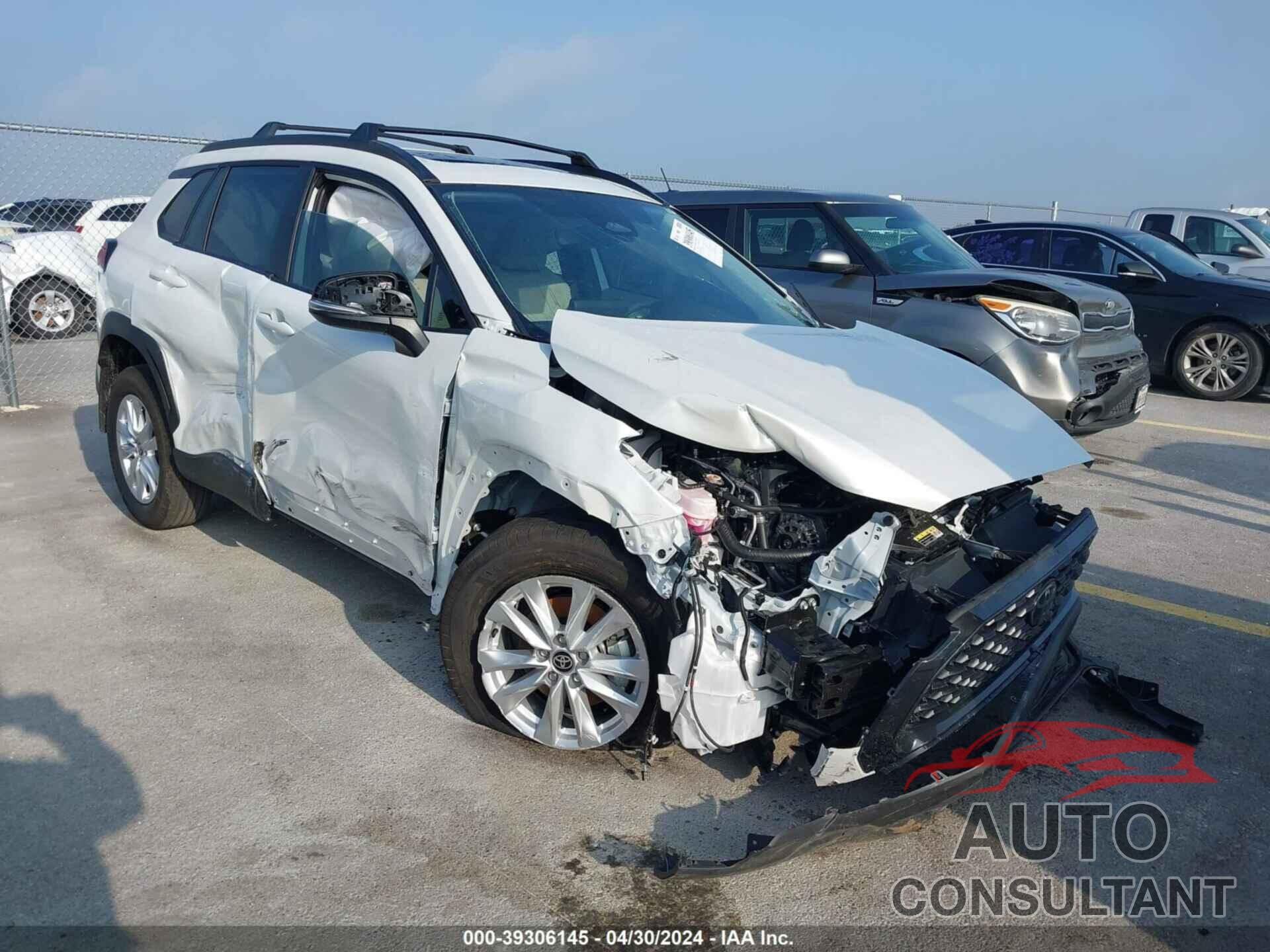 TOYOTA COROLLA CROSS 2024 - 7MUBAAAG5RV086798