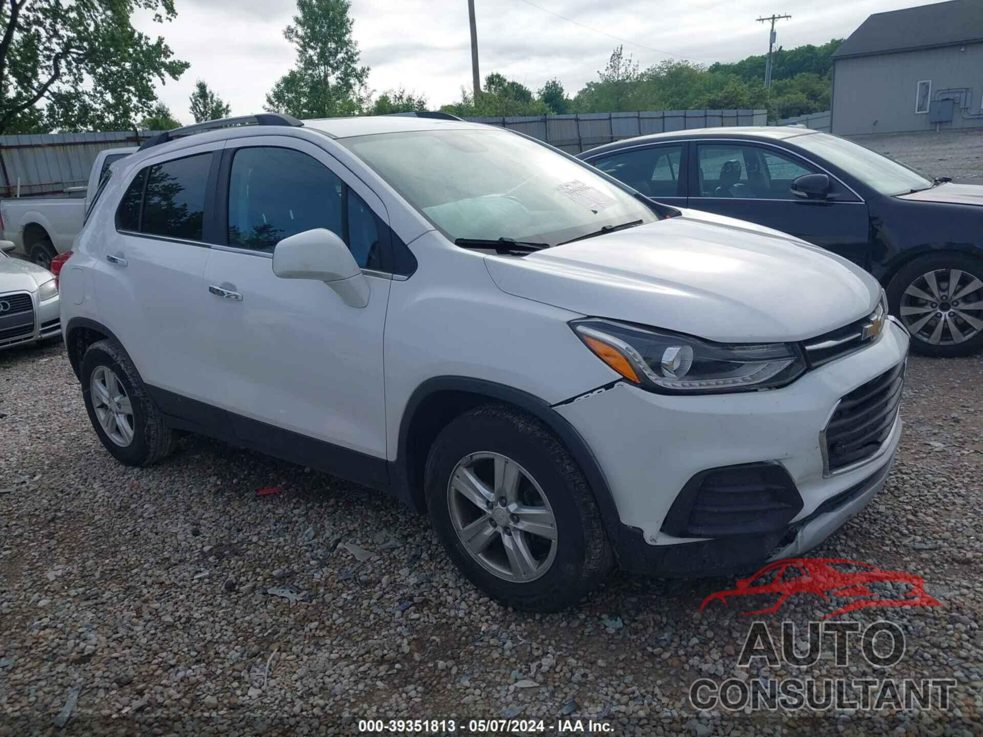 CHEVROLET TRAX 2018 - 3GNCJLSB5JL195003