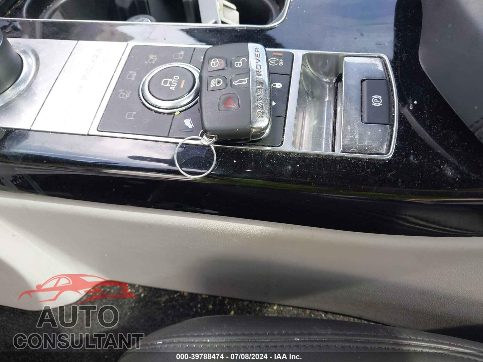 LAND ROVER RANGE ROVER 2016 - SALGS2KFXGA255449