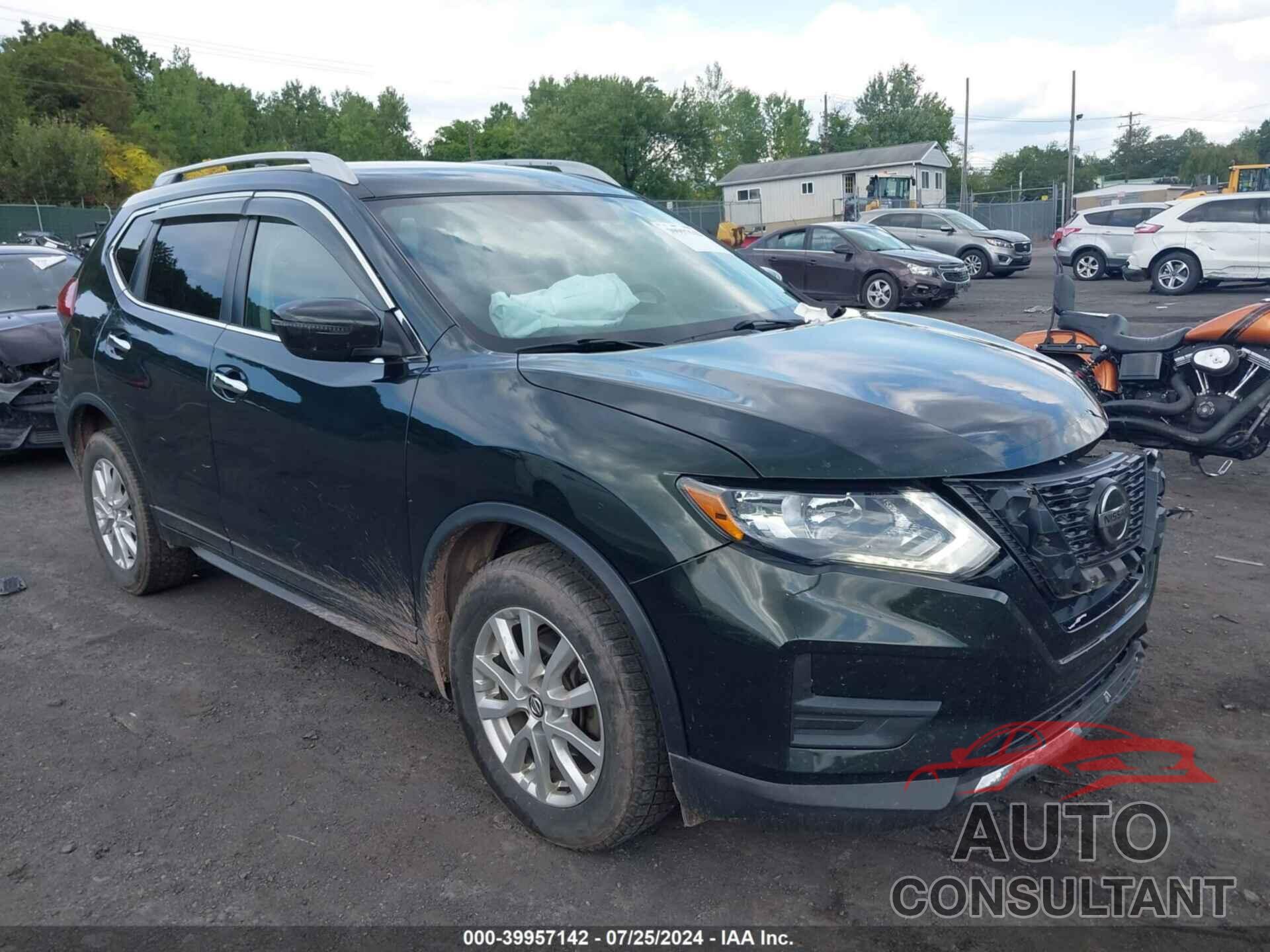 NISSAN ROGUE 2018 - 5N1AT2MV1JC813453