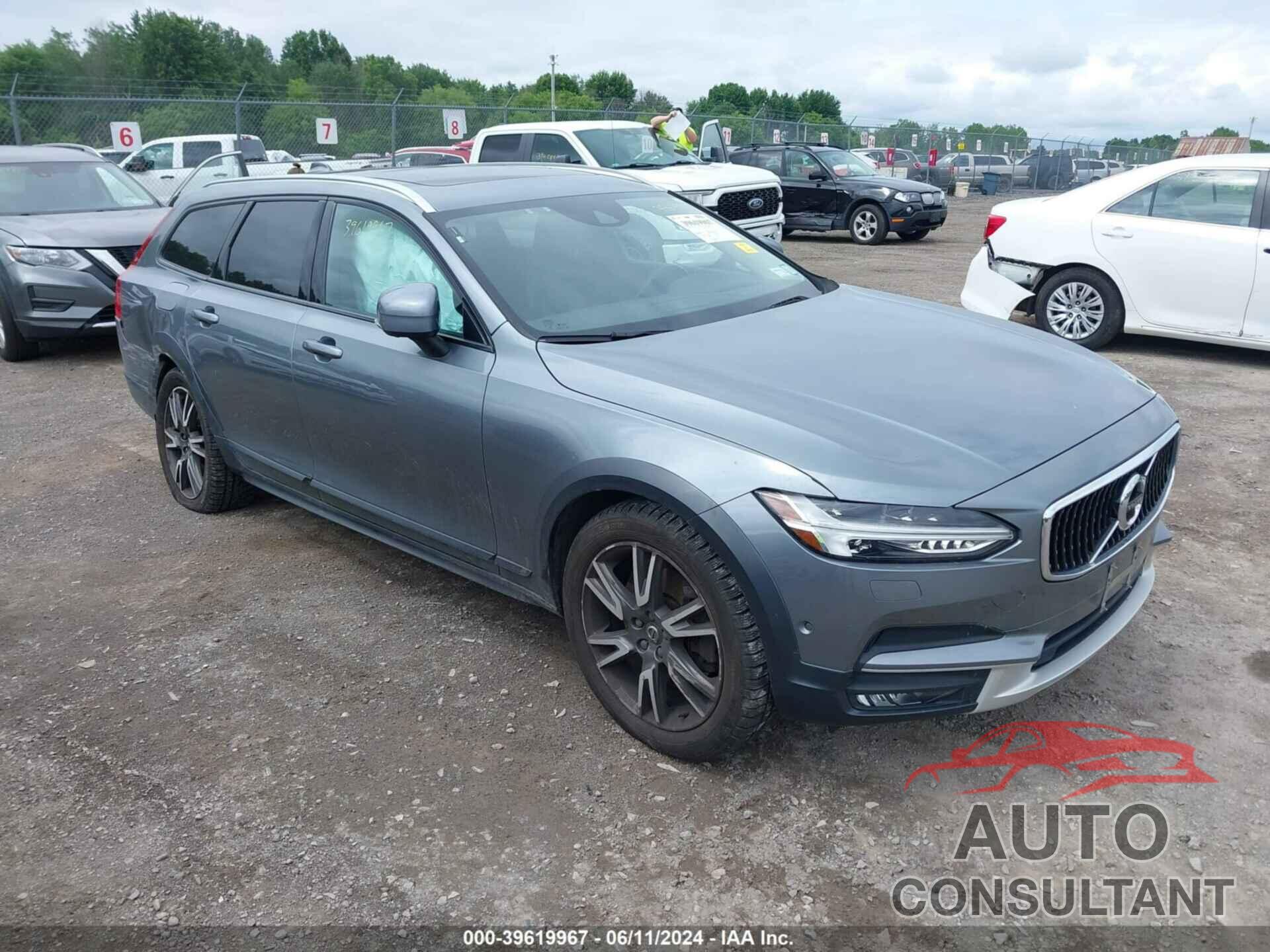 VOLVO V90 CROSS COUNTRY 2017 - YV4A22NLXH1005125