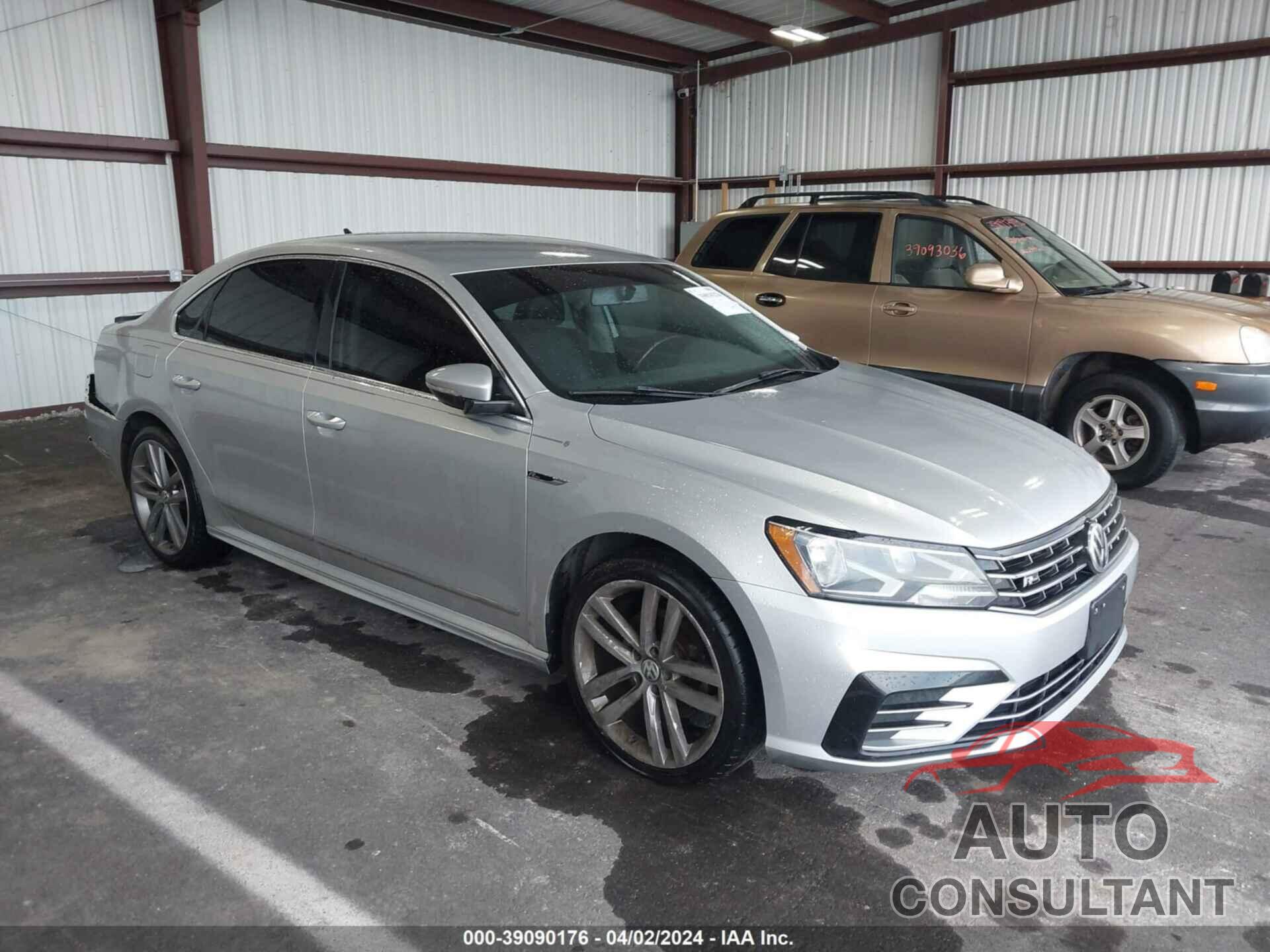 VOLKSWAGEN PASSAT 2017 - 1VWDT7A35HC039331