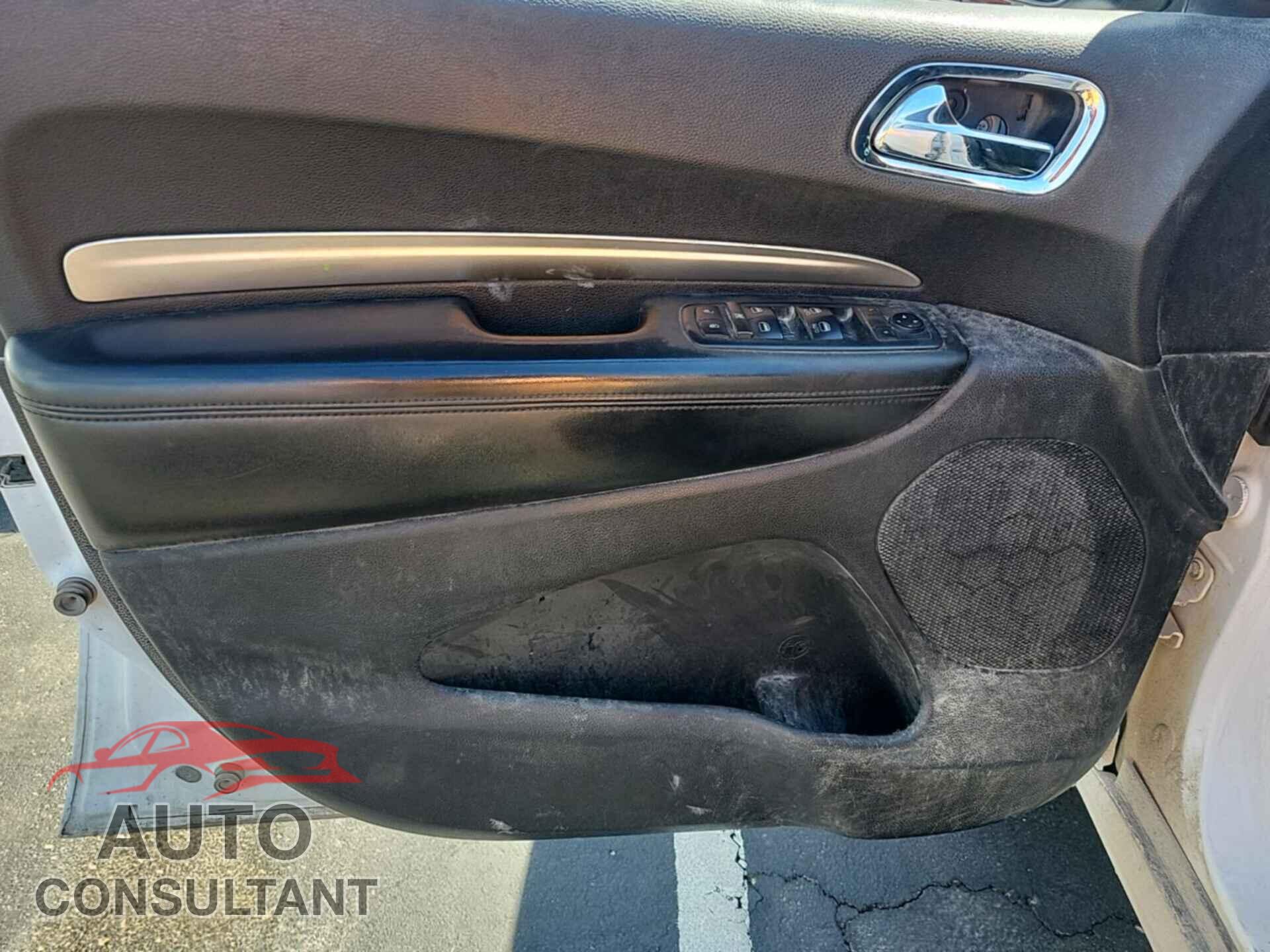 DODGE DURANGO 2018 - 1C4RDJAG5JC243168