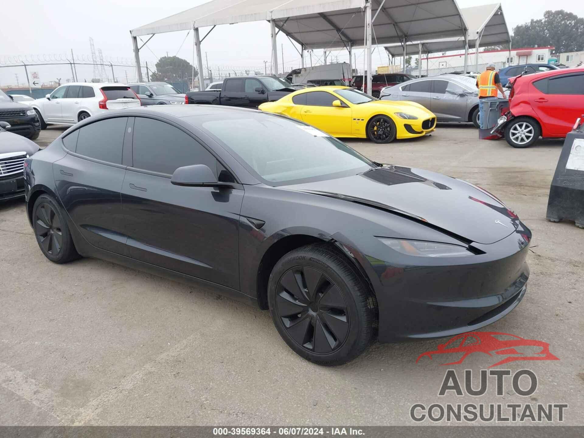 TESLA MODEL 3 2024 - 5YJ3E1EA4RF737190