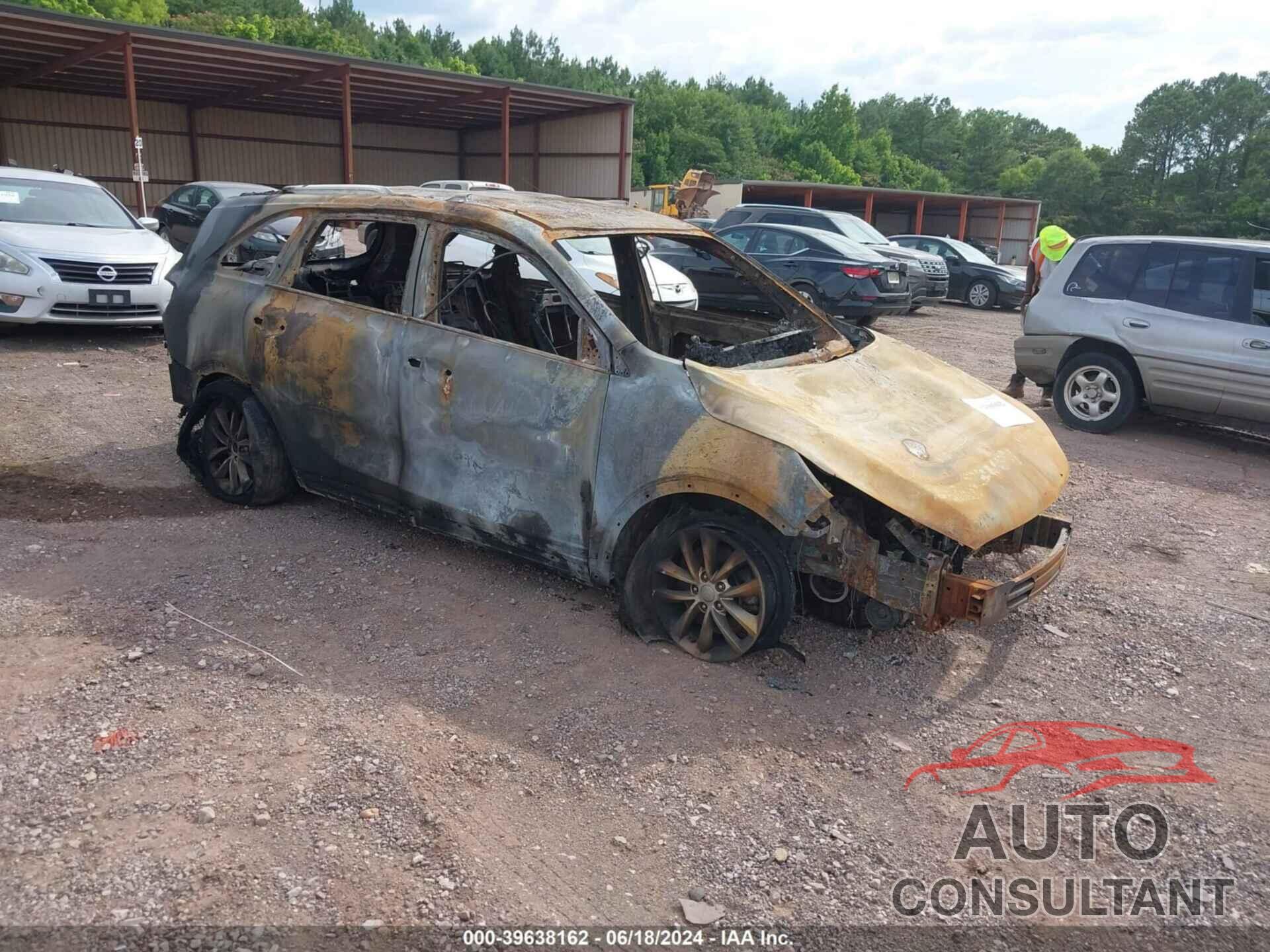 KIA SORENTO 2017 - 5XYPG4A39HG272546
