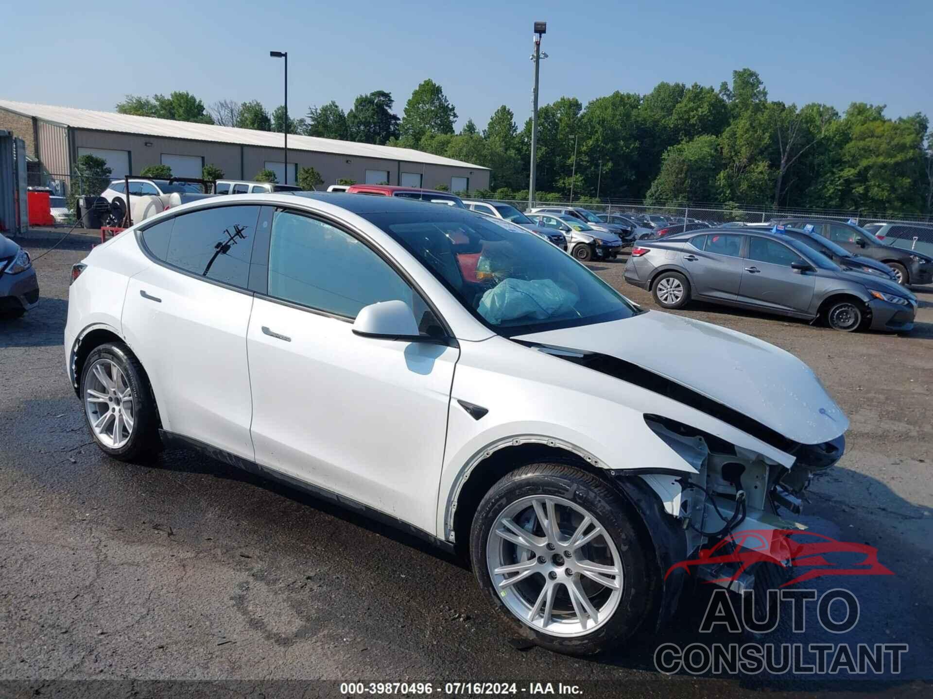 TESLA MODEL Y 2022 - 7SAYGAEE2NF377448