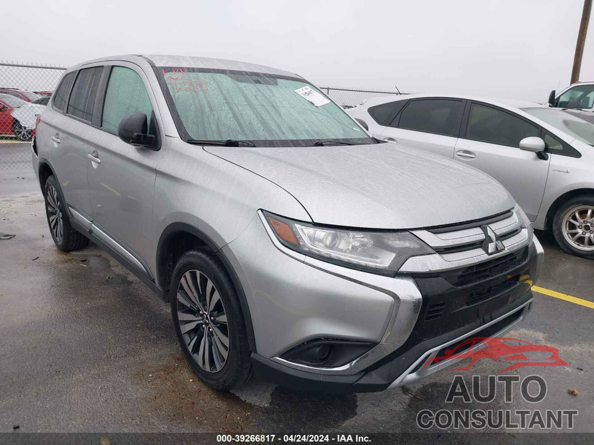 MITSUBISHI OUTLANDER 2019 - JA4AD2A34KZ004882