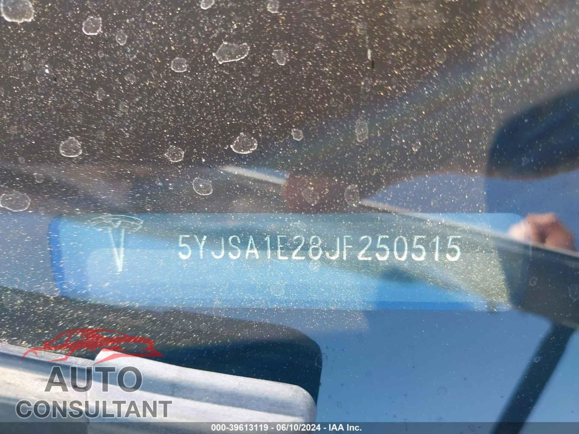 TESLA MODEL S 2018 - 5YJSA1E28JF250515