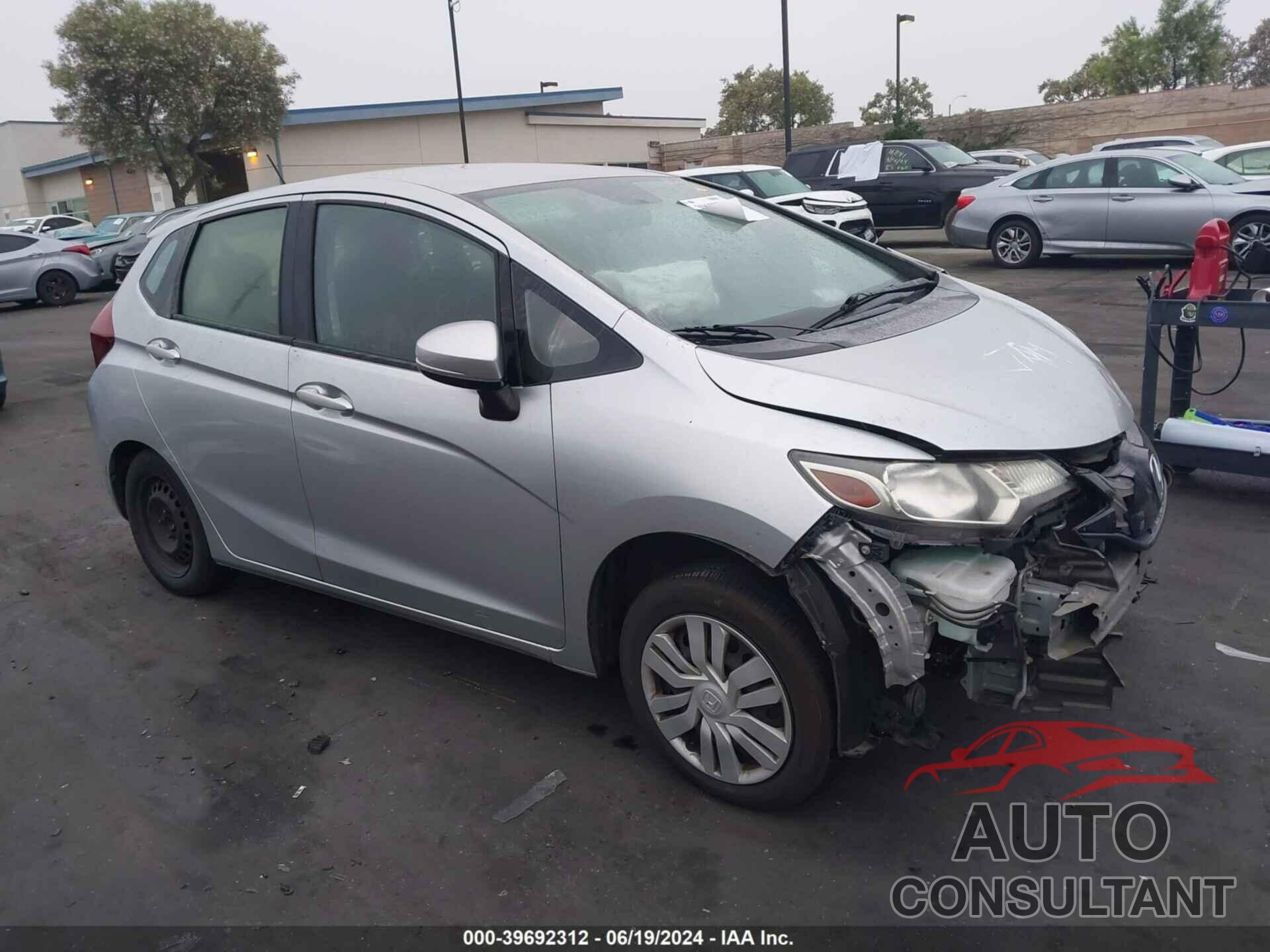 HONDA FIT 2016 - JHMGK5H53GX008793