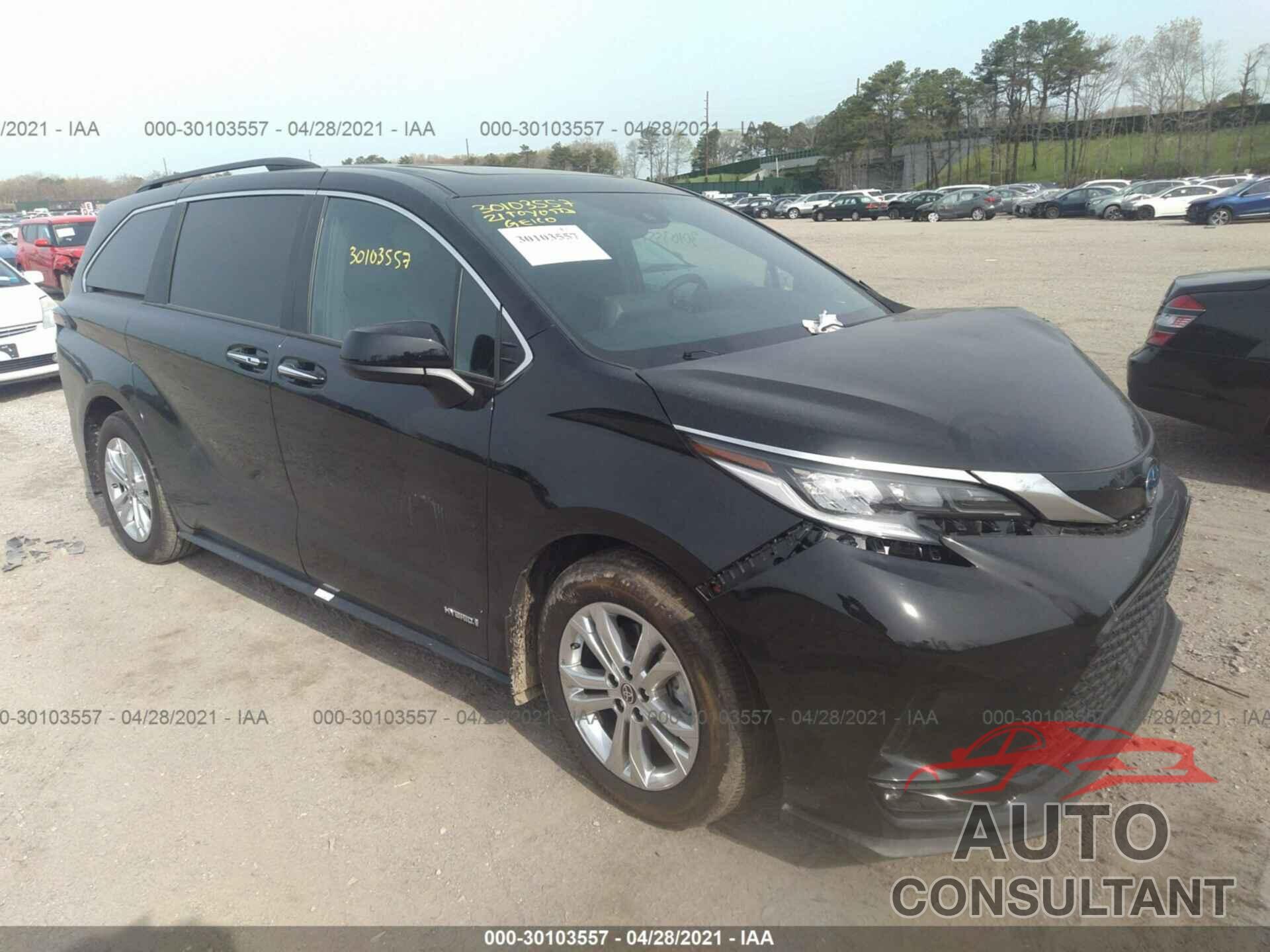 TOYOTA SIENNA 2021 - 5TDDSKFC0MS003914