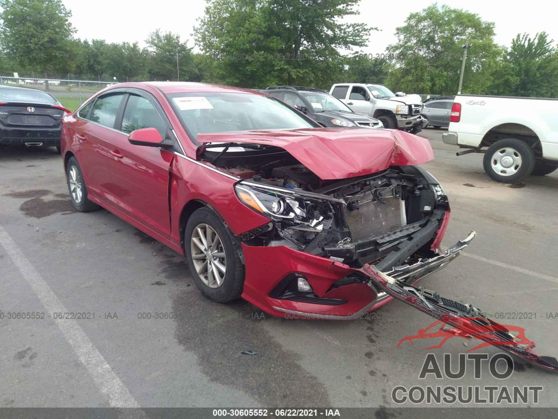HYUNDAI SONATA 2018 - 5NPE24AF8JH606211