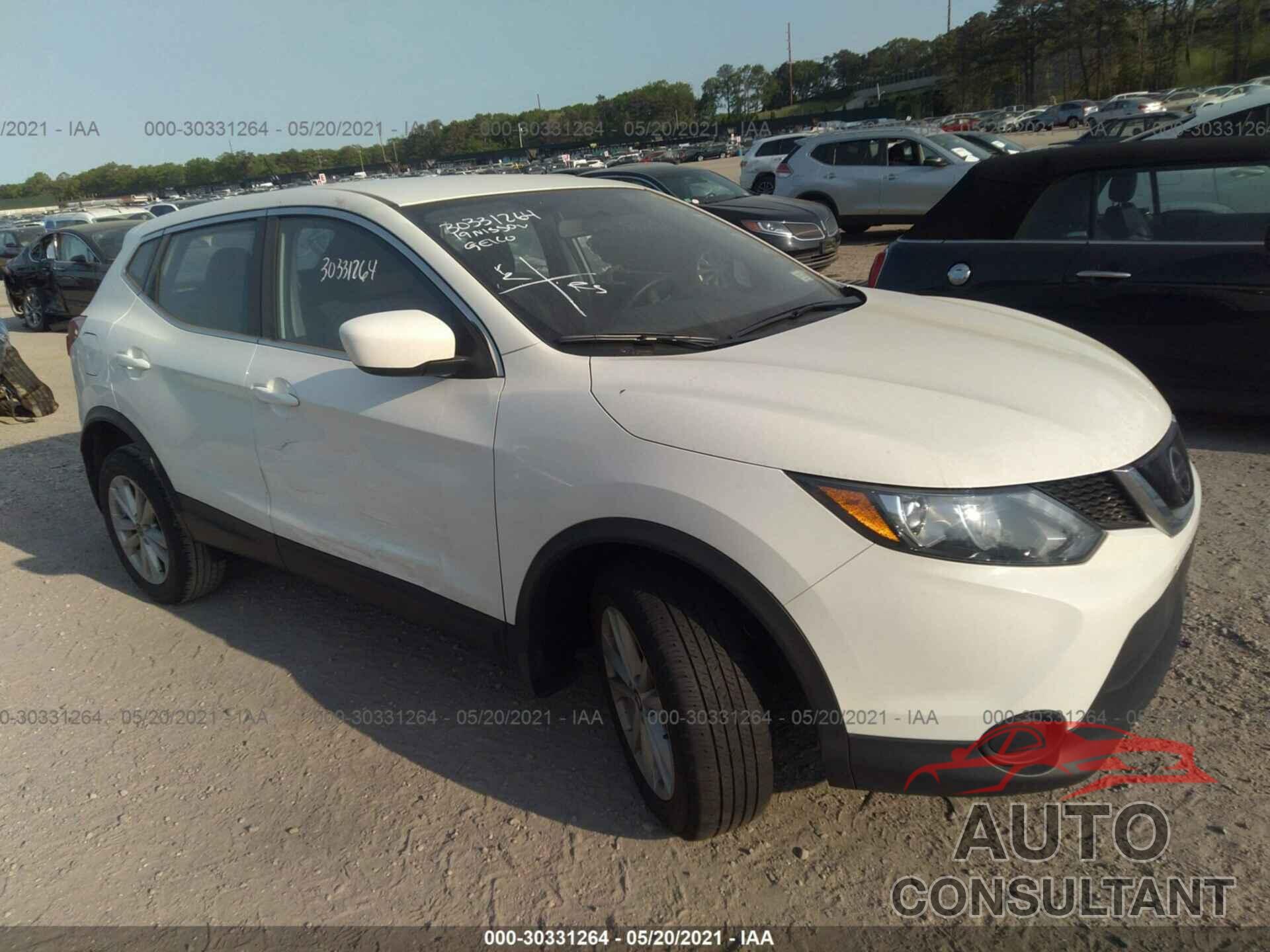 NISSAN ROGUE SPORT 2019 - JN1BJ1CR1KW352092