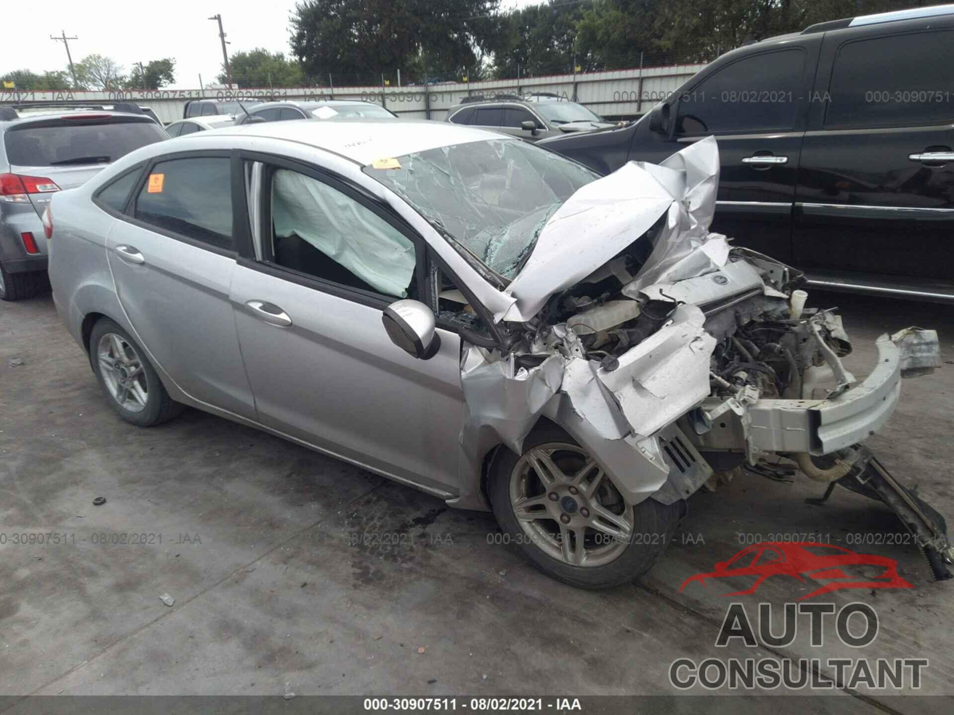 FORD FIESTA 2018 - 3FADP4BJ5JM121721