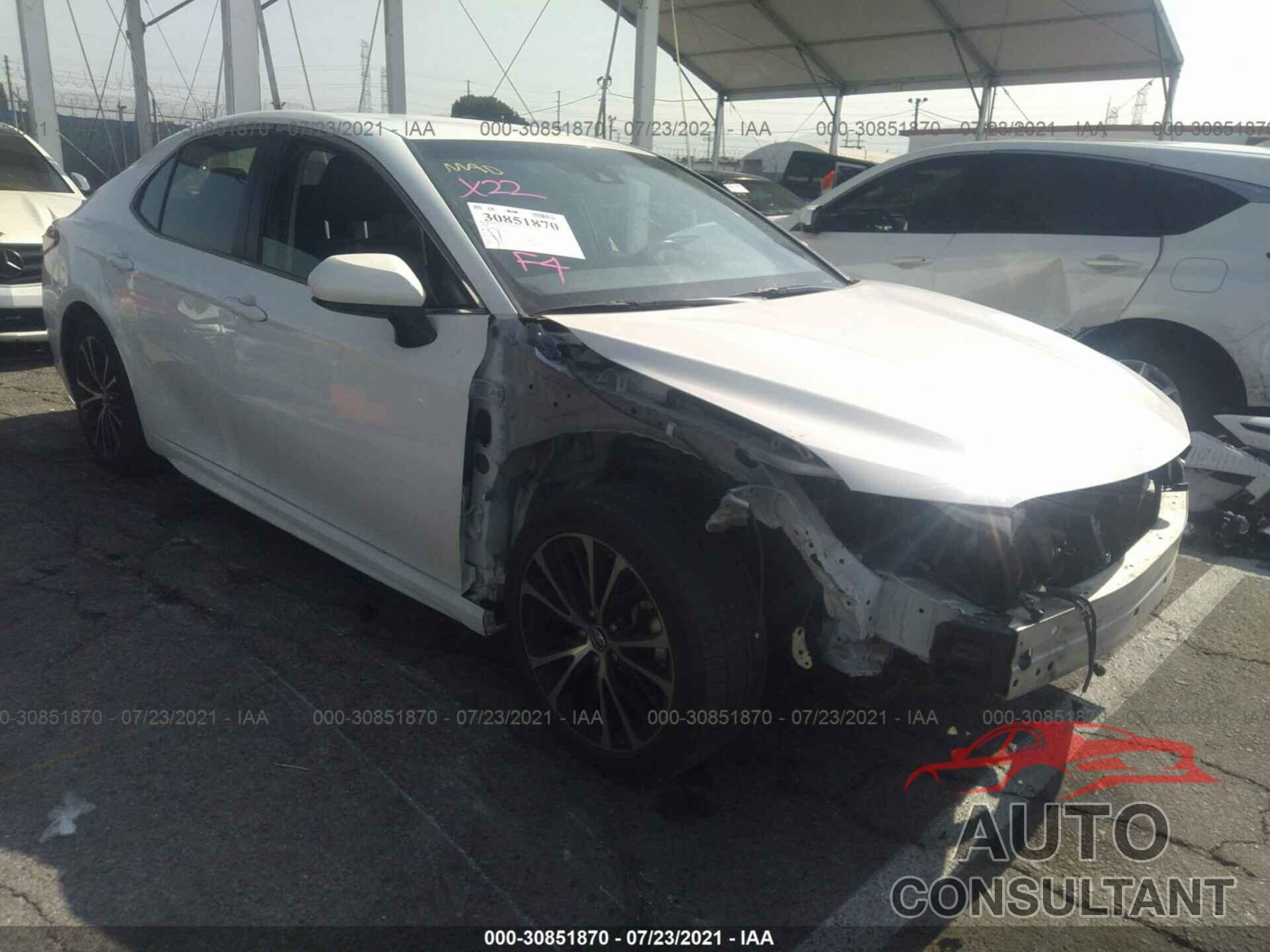 TOYOTA CAMRY 2018 - JTNB11HK5J3005689