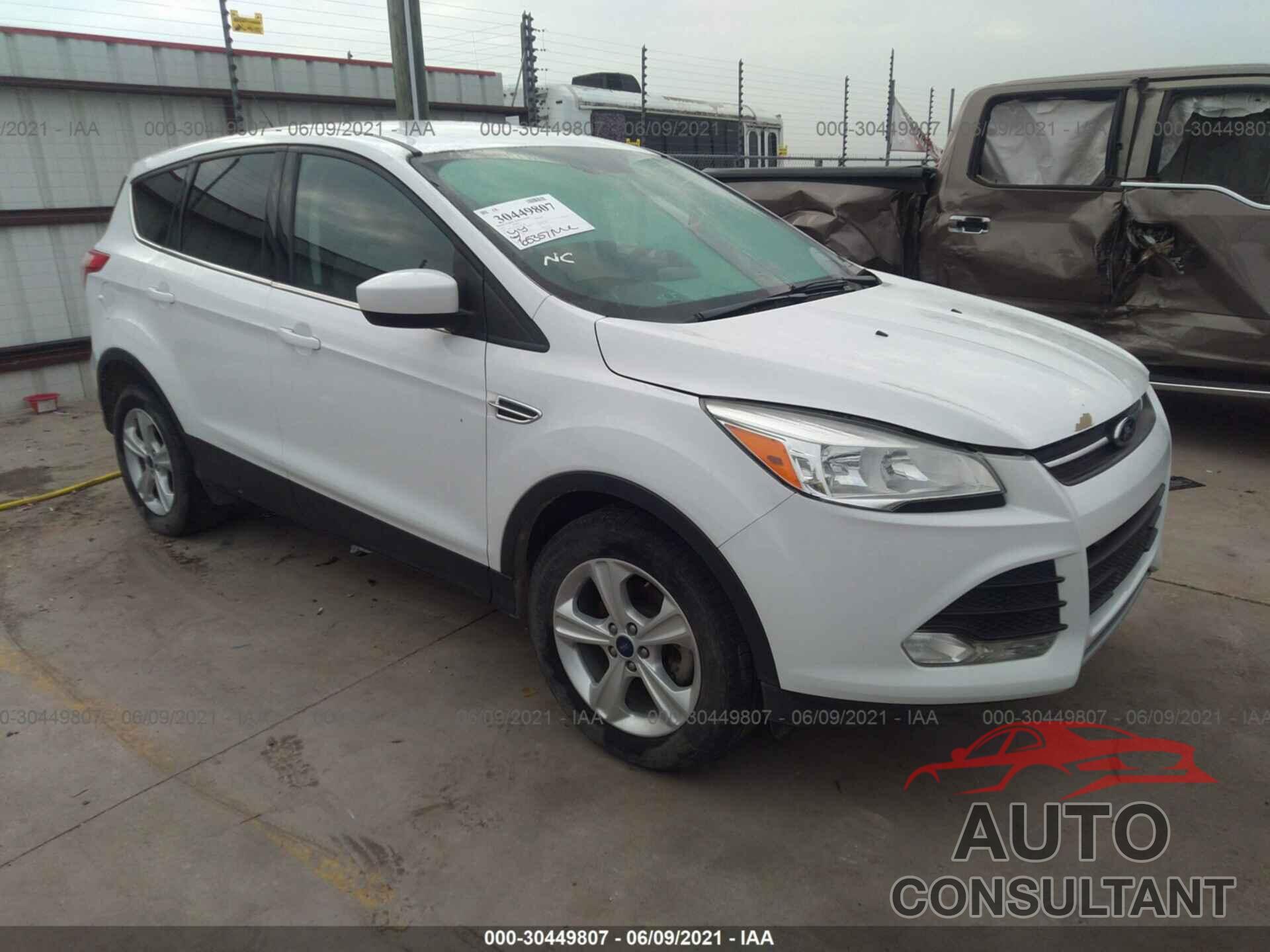 FORD ESCAPE 2016 - 1FMCU0GX8GUC42134