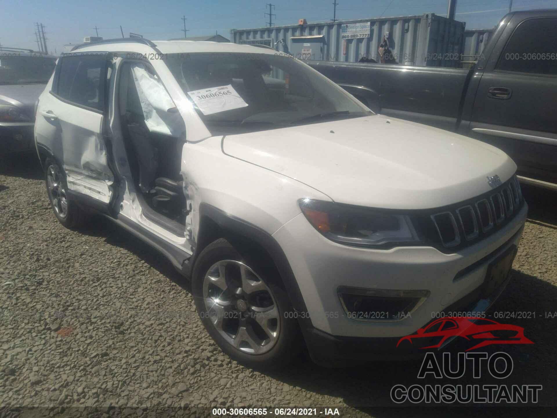 JEEP COMPASS 2018 - 3C4NJCCB7JT368035